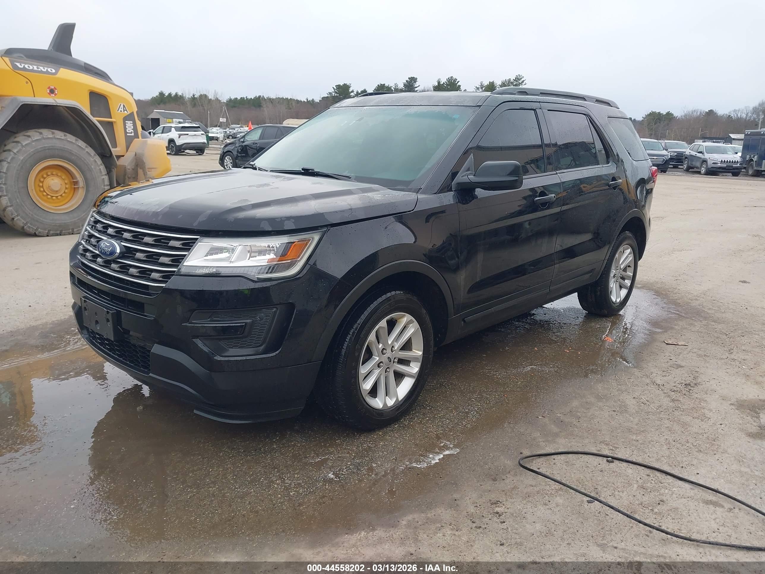 FORD EXPLORER image 2