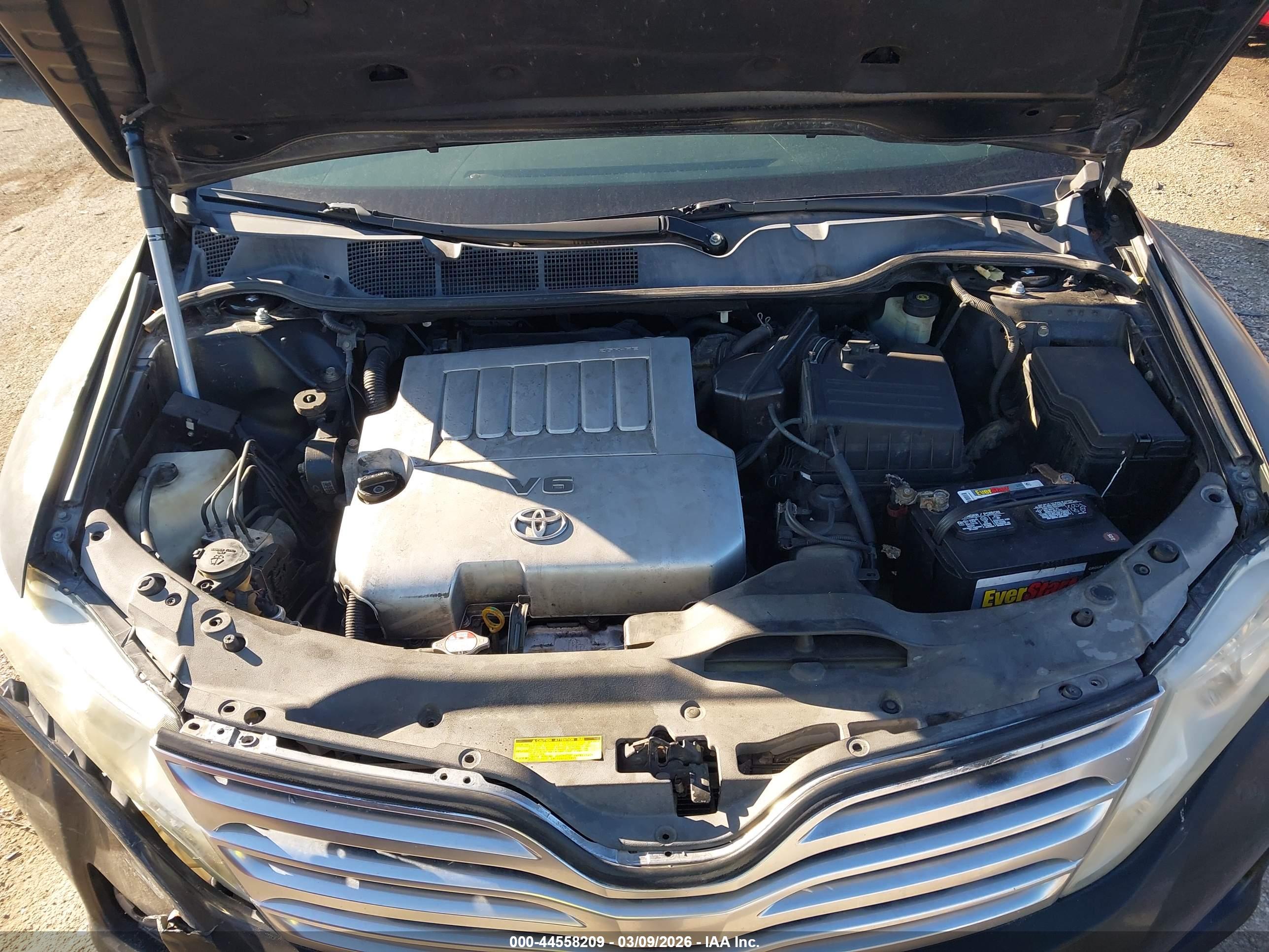 TOYOTA VENZA image 10