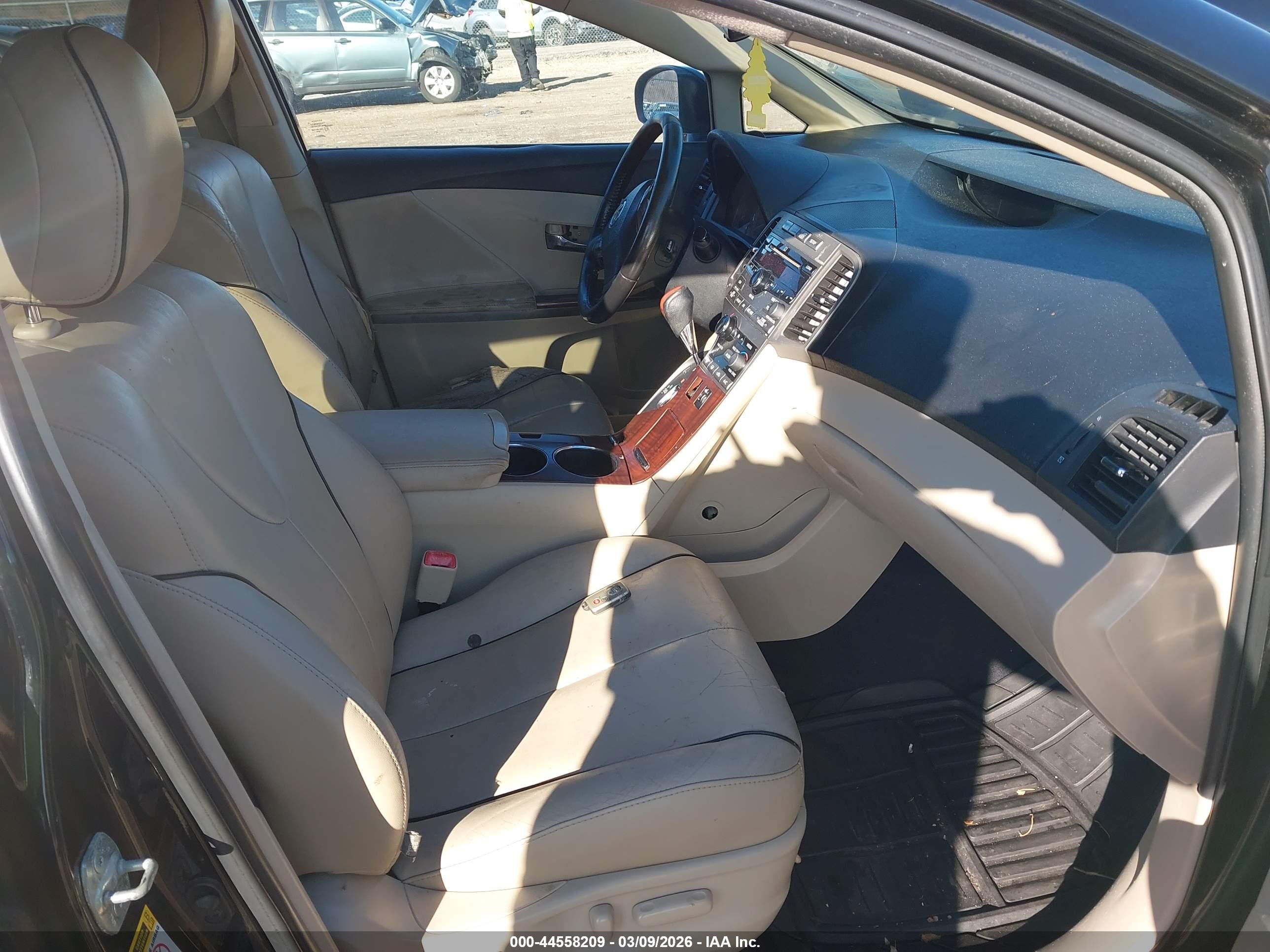 TOYOTA VENZA image 5