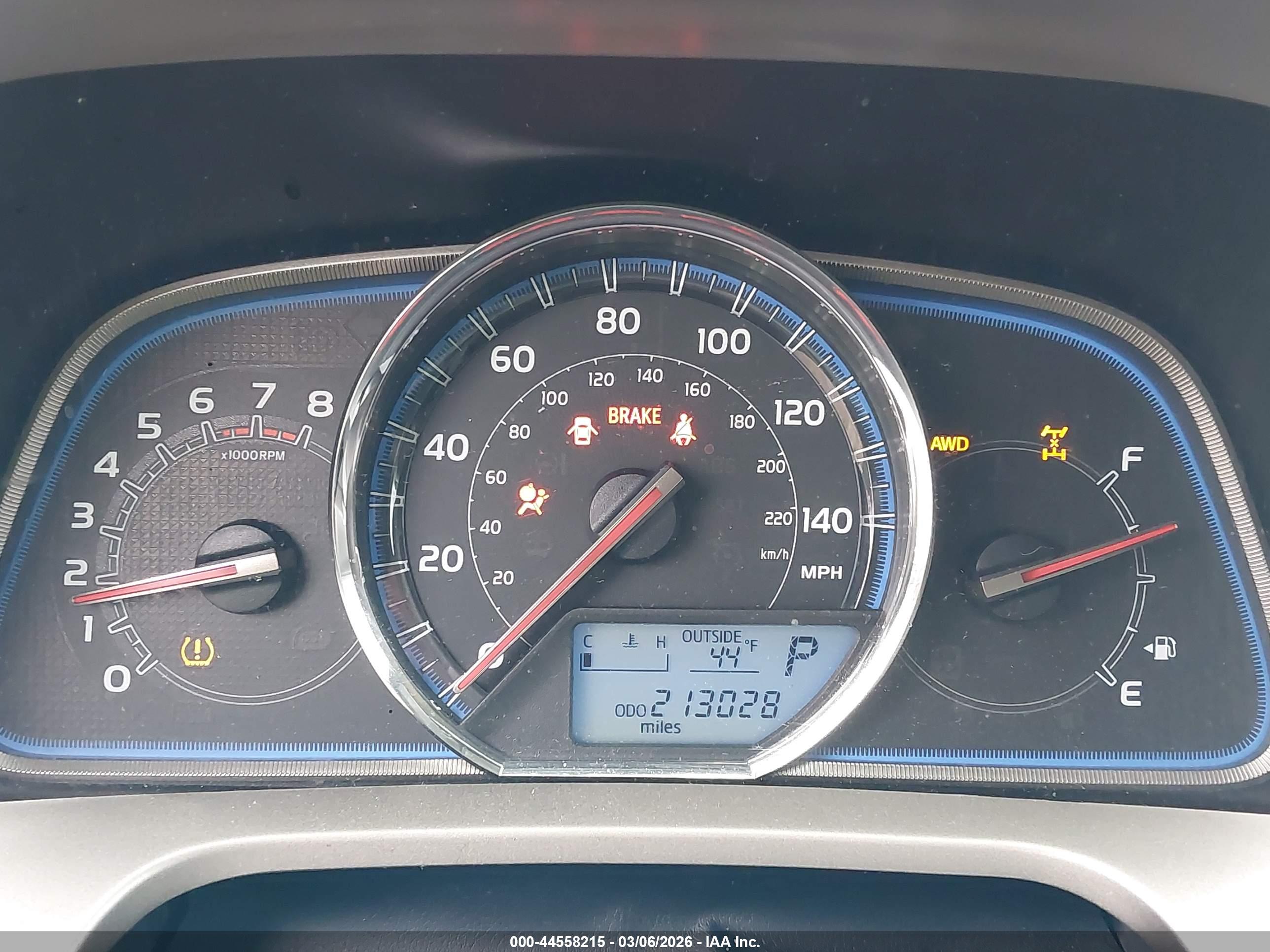 TOYOTA RAV4 image 7