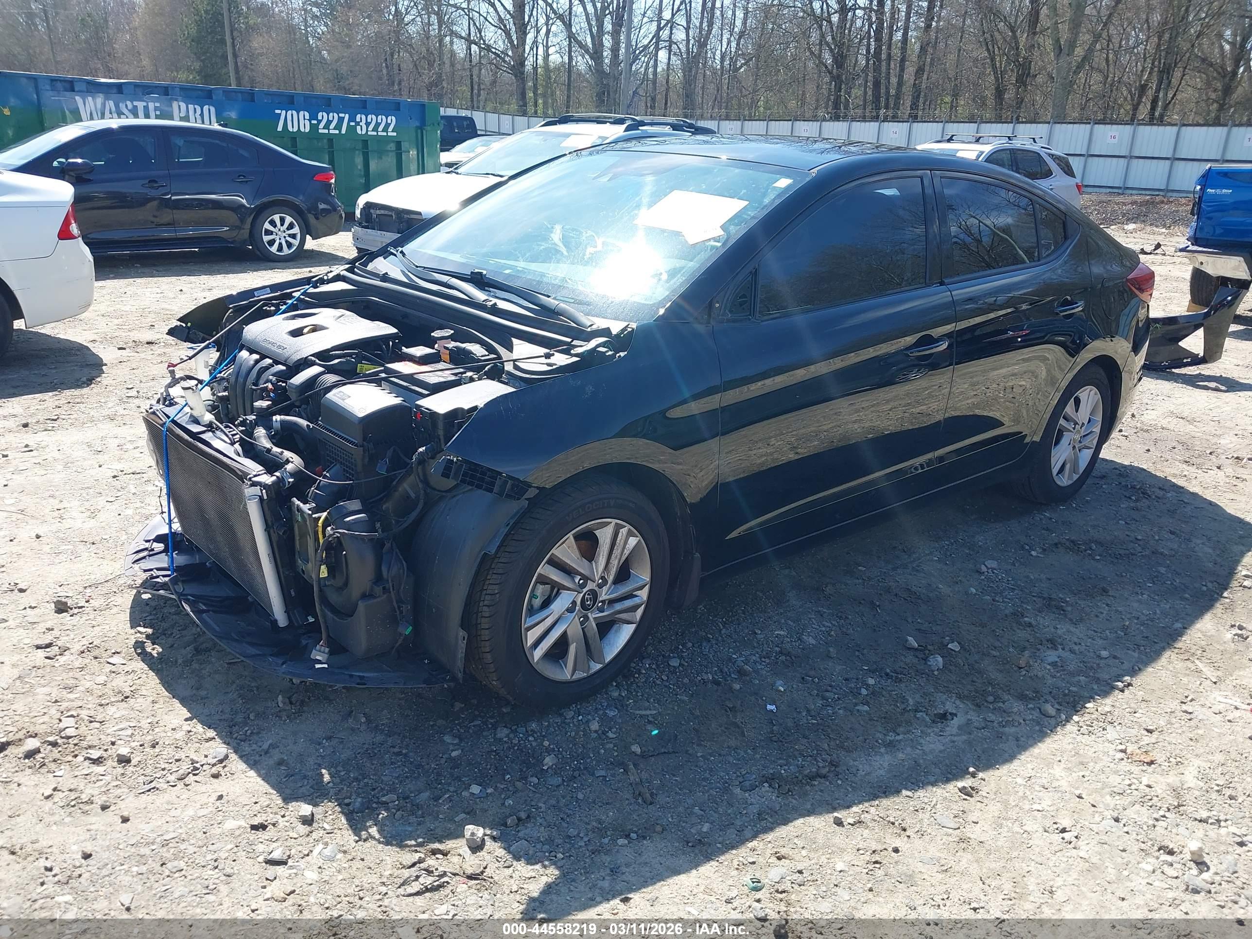 HYUNDAI ELANTRA image 2