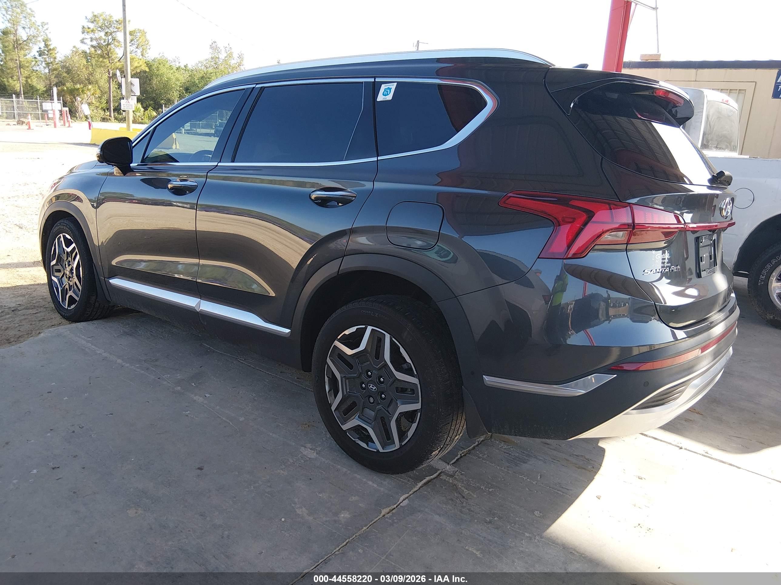 HYUNDAI SANTA image 3