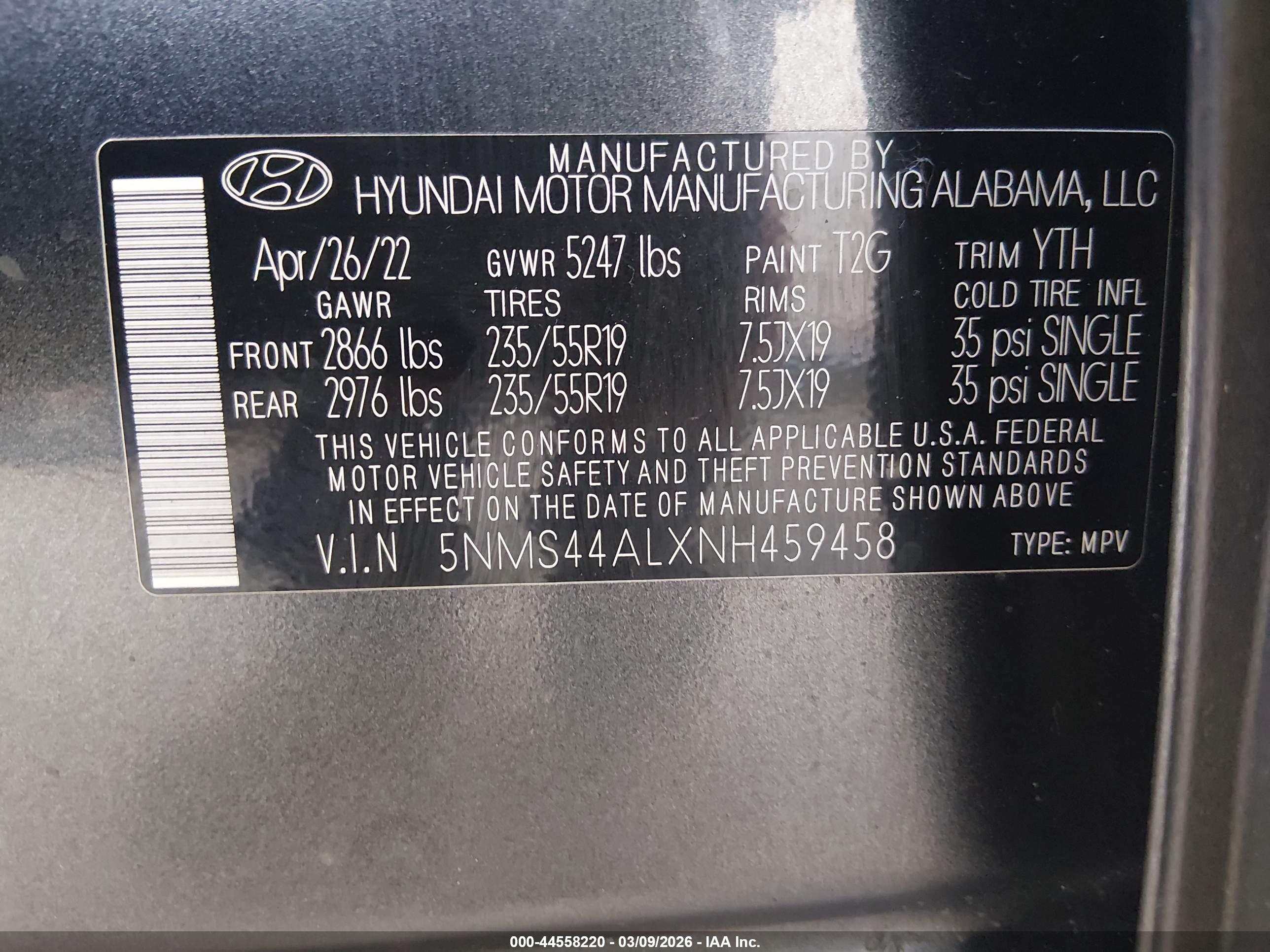 HYUNDAI SANTA image 9