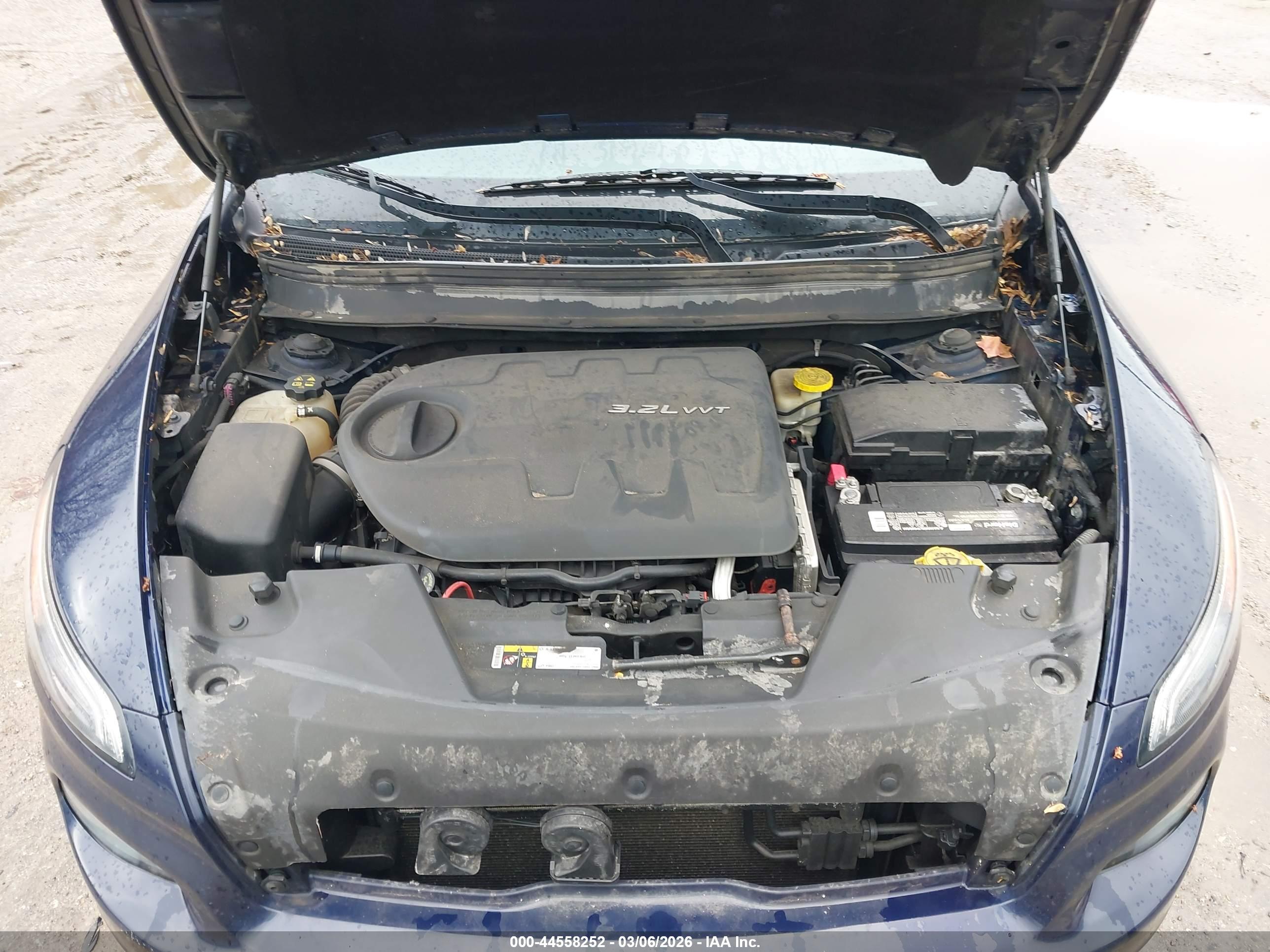 JEEP CHEROKEE image 10