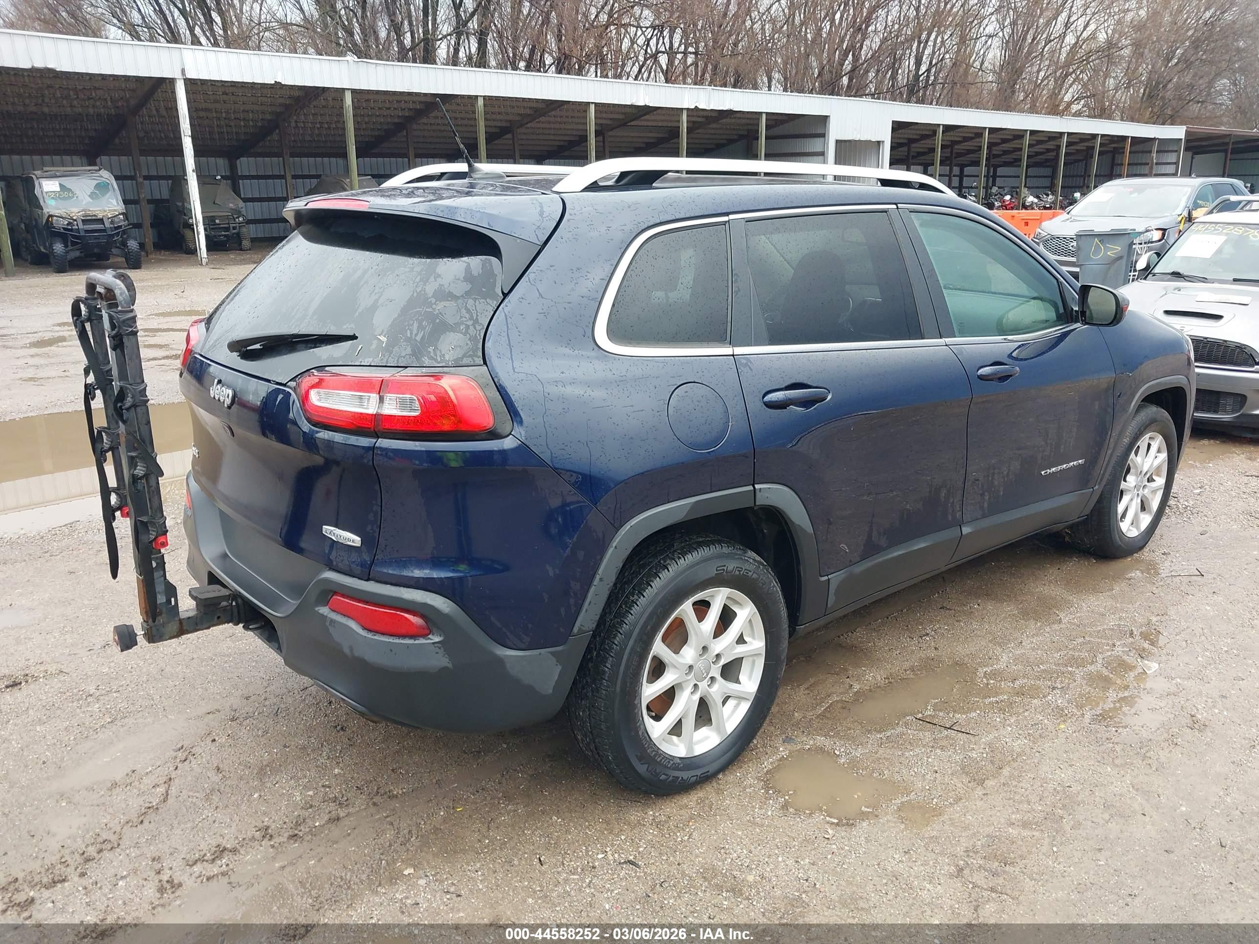 JEEP CHEROKEE image 4