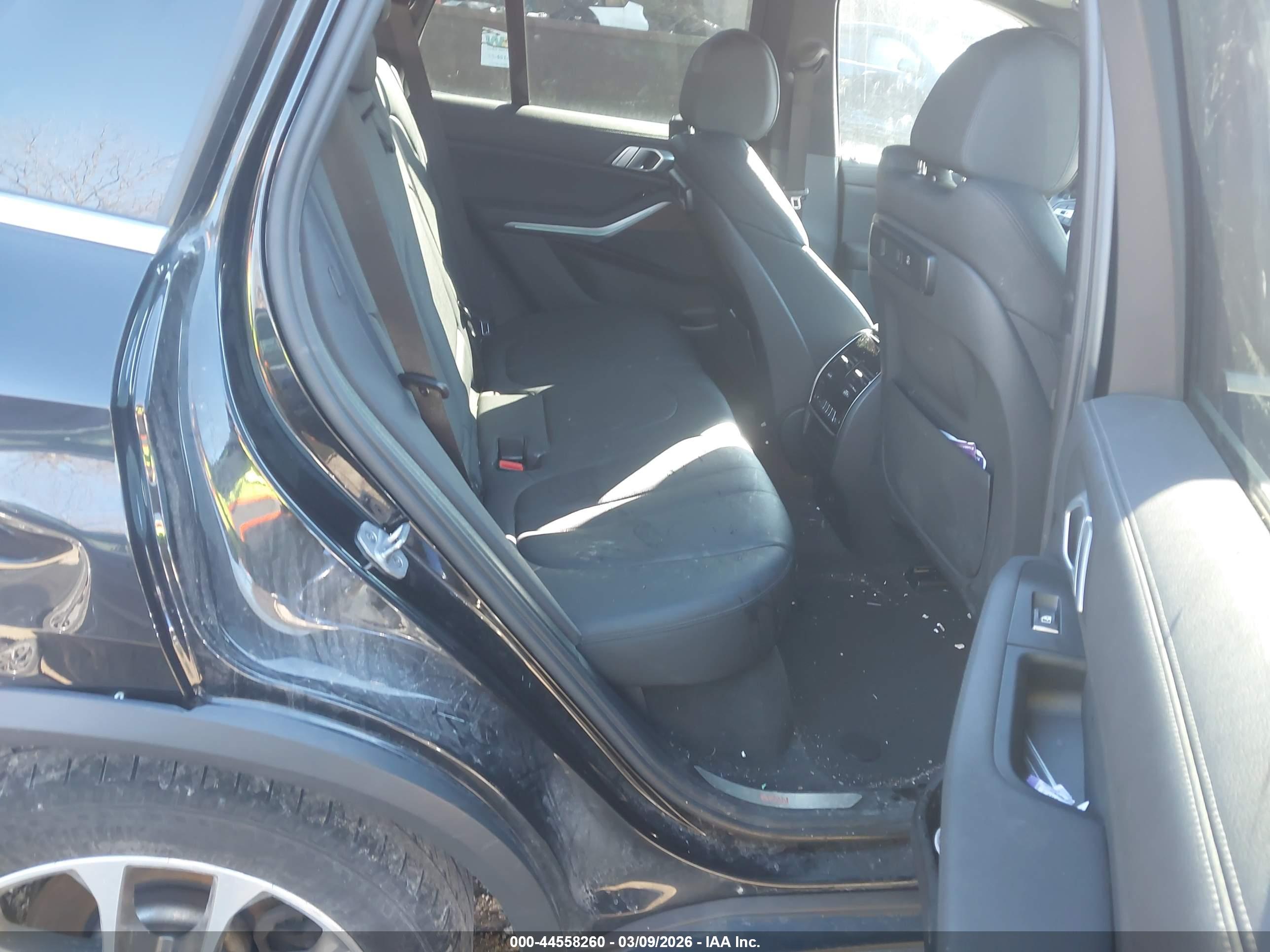 BMW X5 image 8