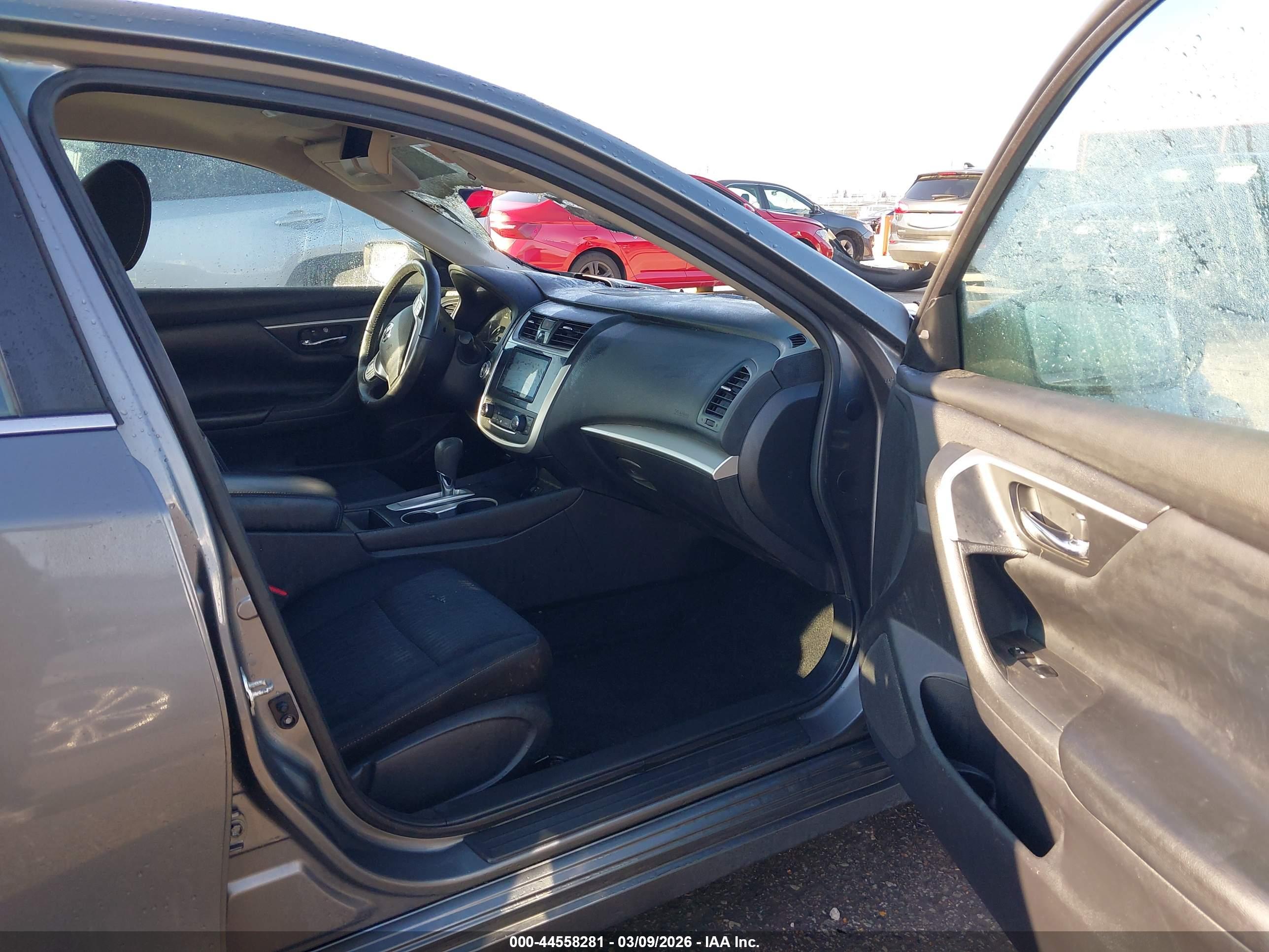 NISSAN ALTIMA image 5