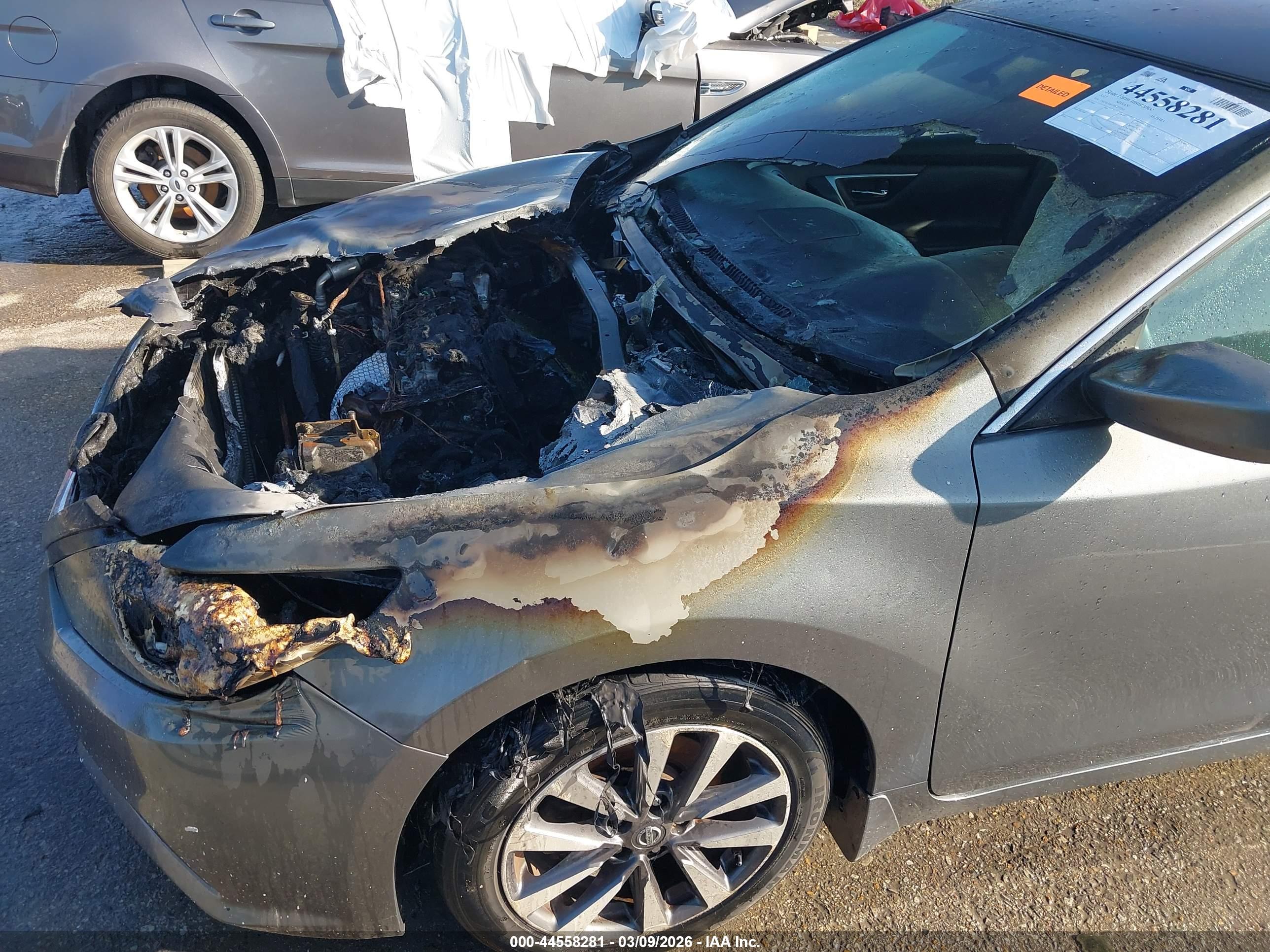 NISSAN ALTIMA image 6