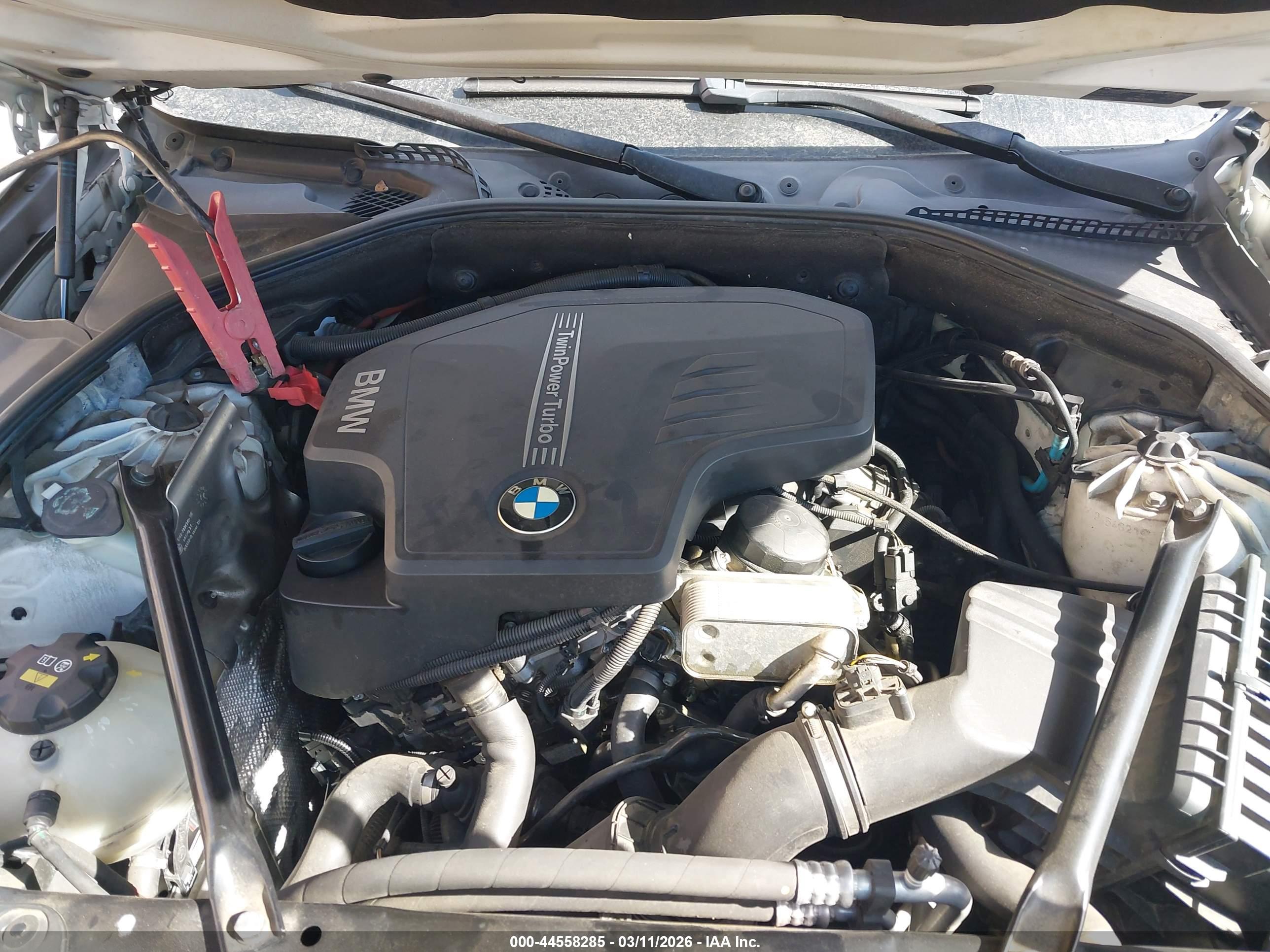 BMW 528I image 10