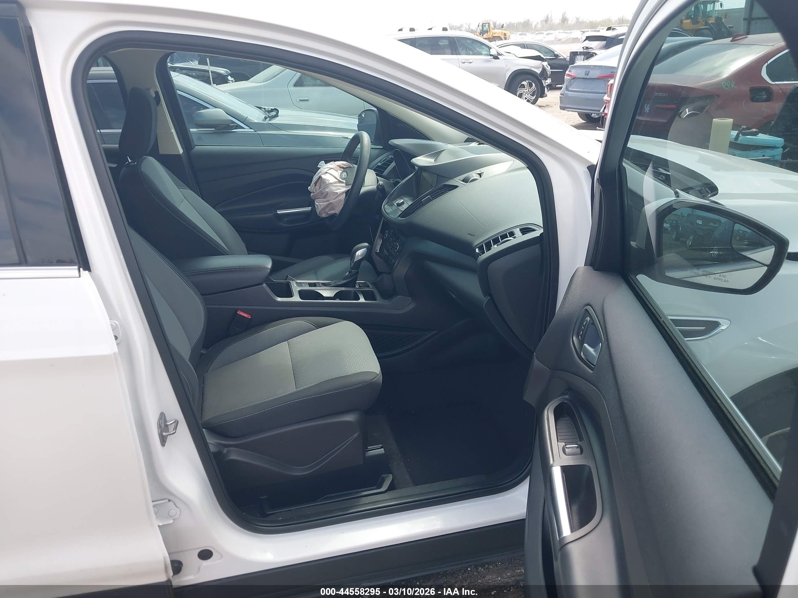 FORD ESCAPE image 5