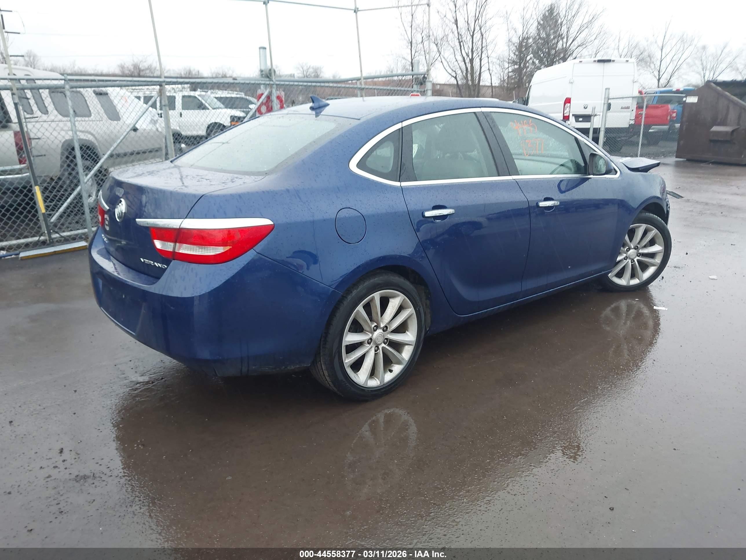 BUICK VERANO image 4