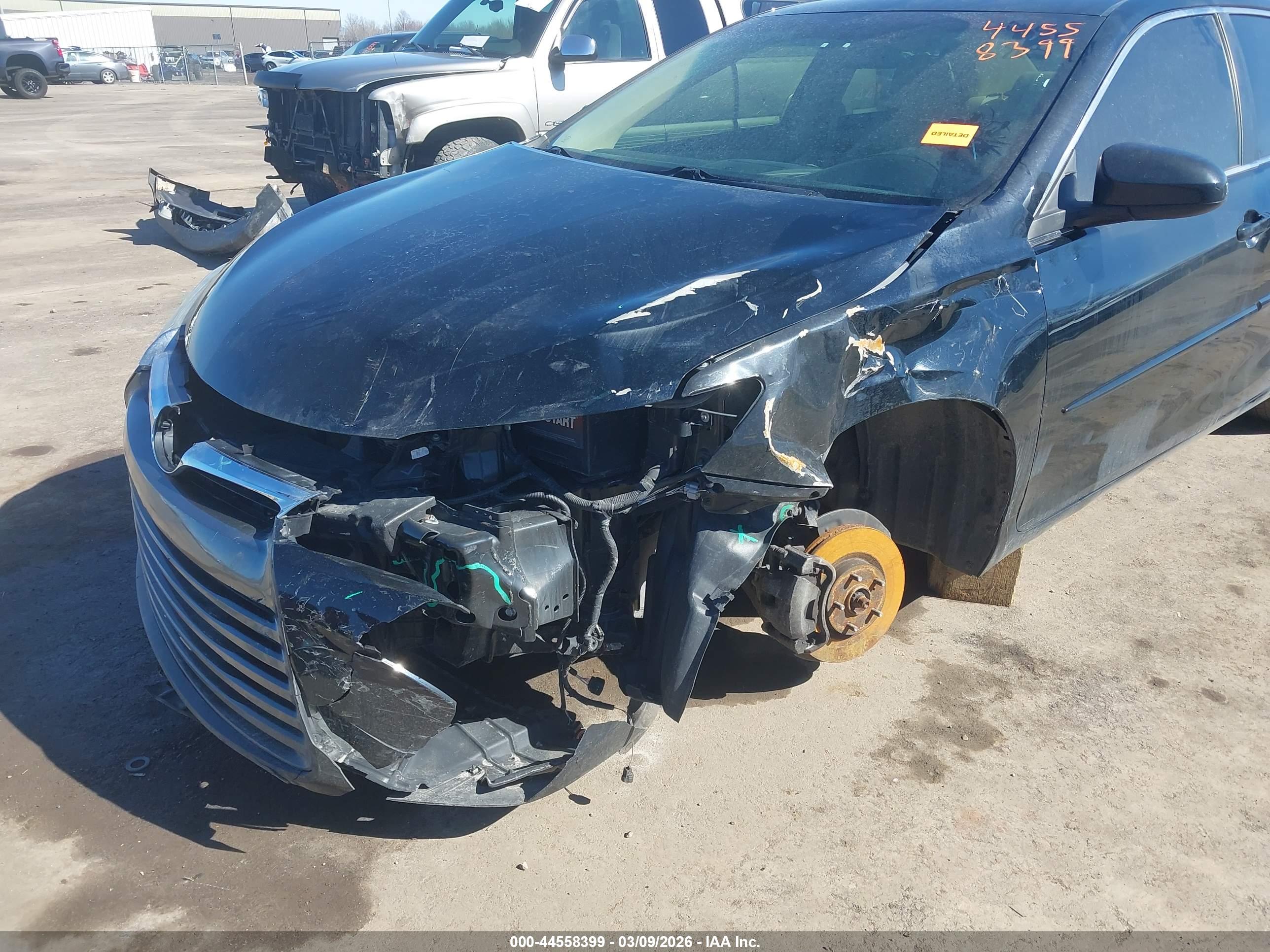 TOYOTA CAMRY image 6