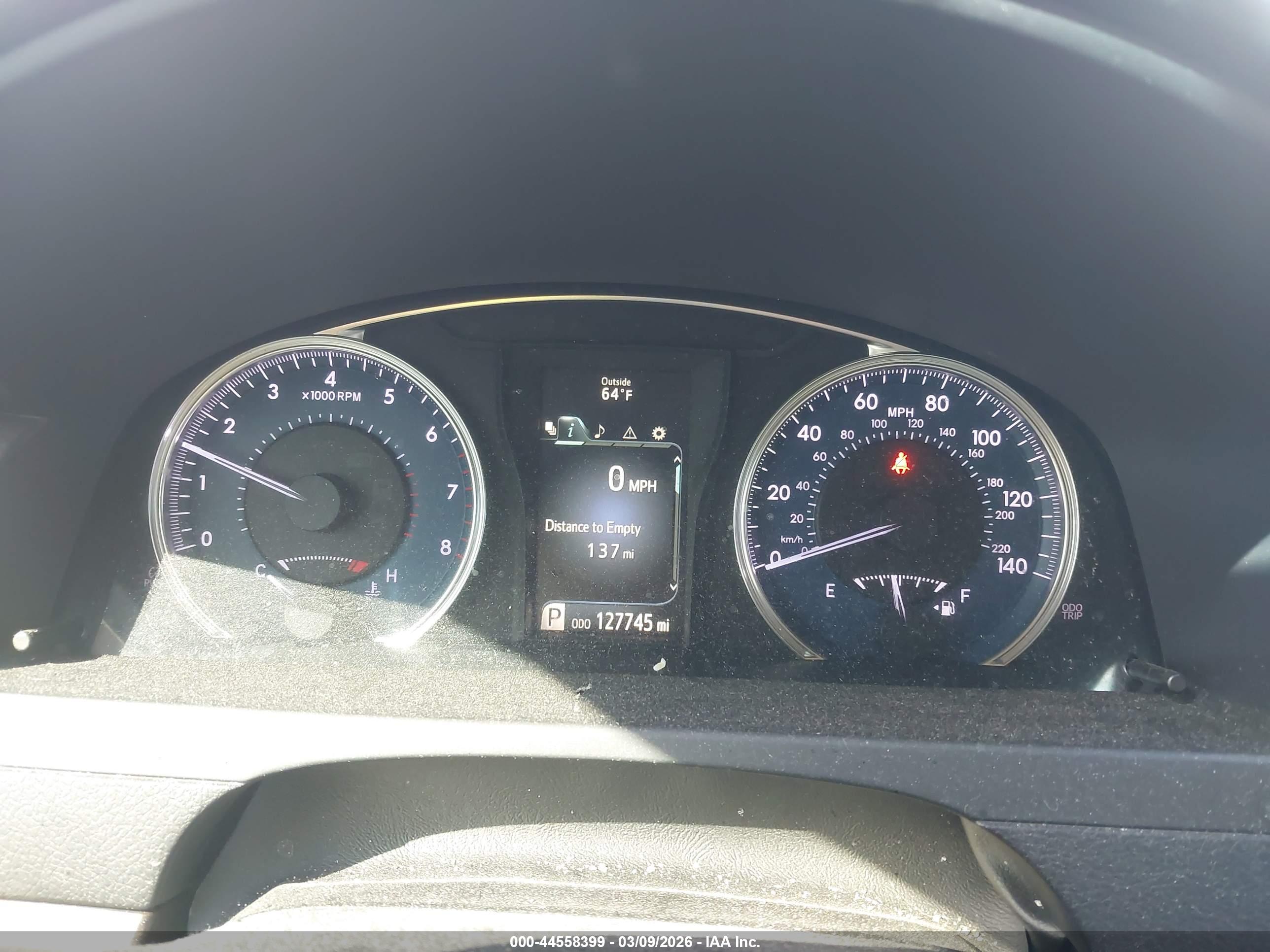 TOYOTA CAMRY image 7