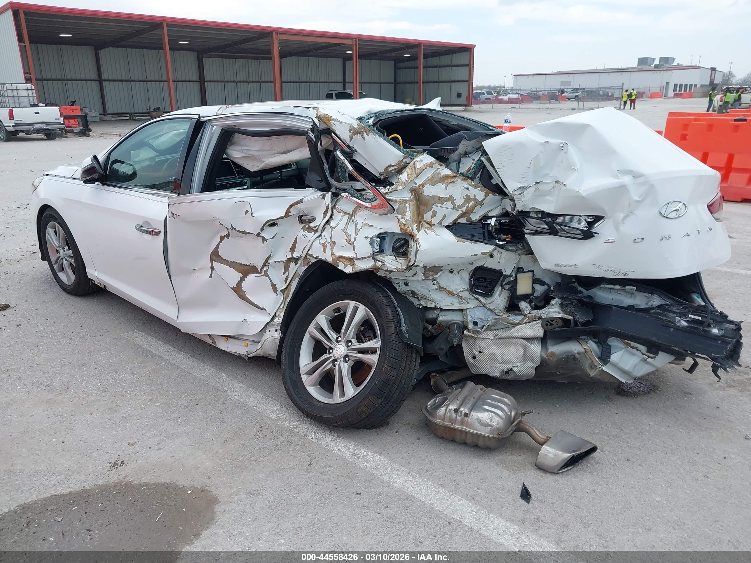 HYUNDAI SONATA image 3