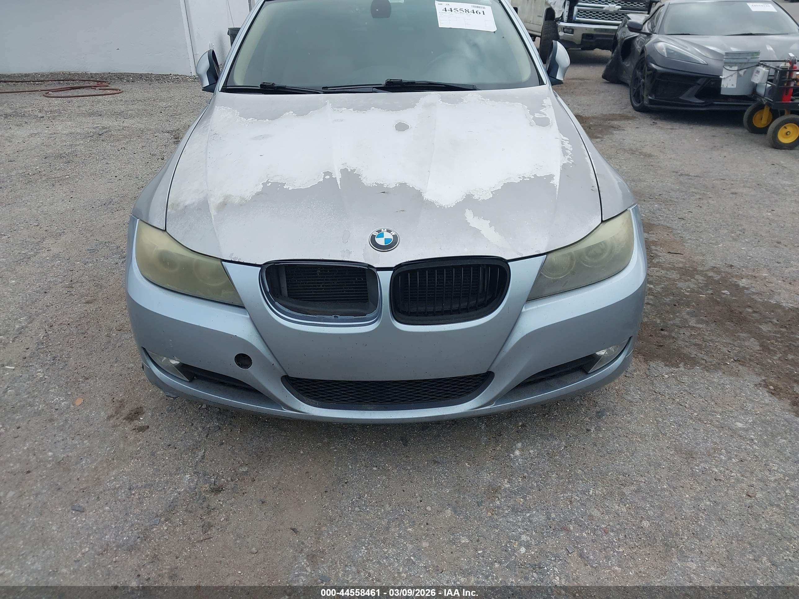 BMW 328I image 6
