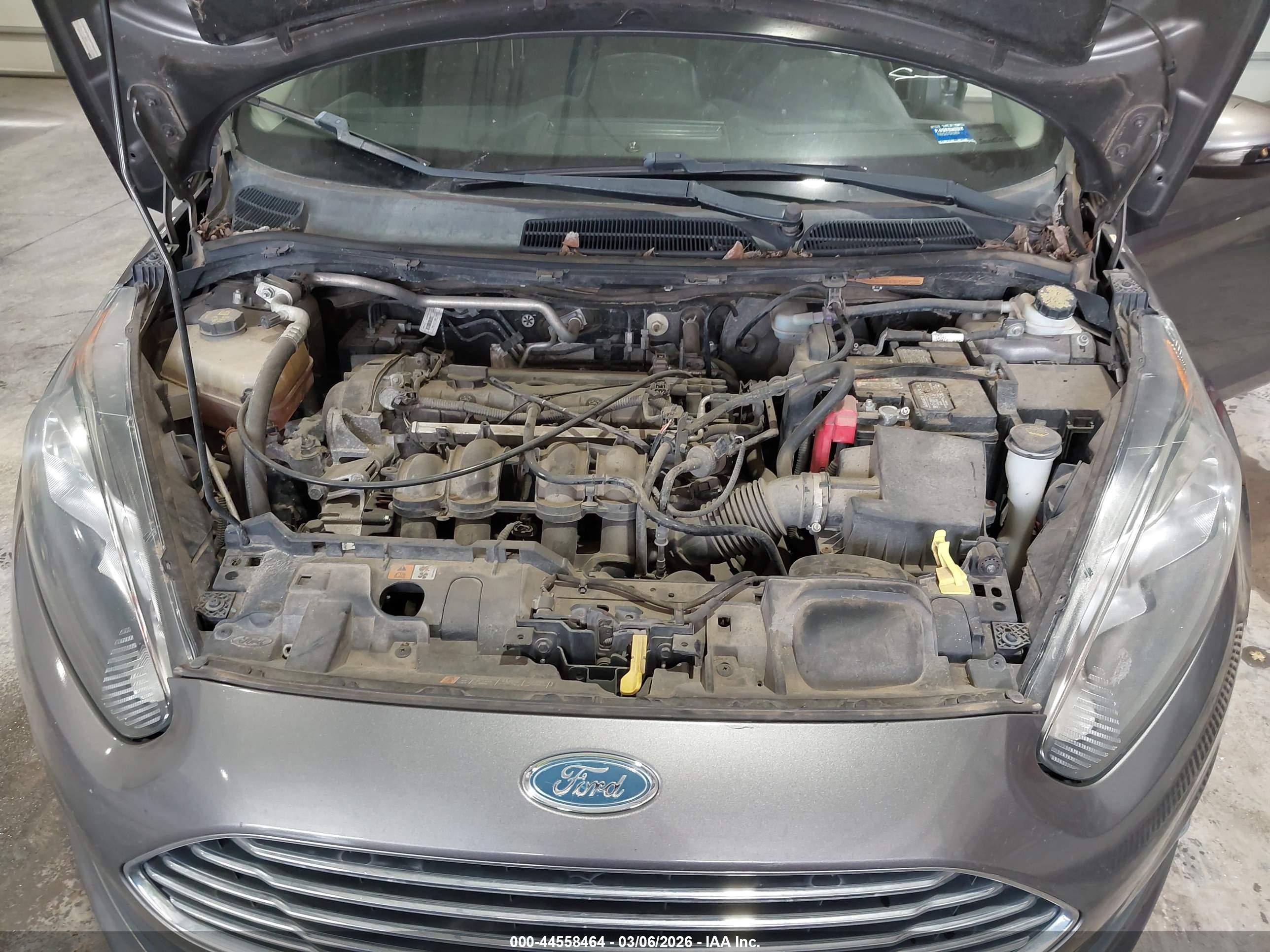 FORD FIESTA image 10