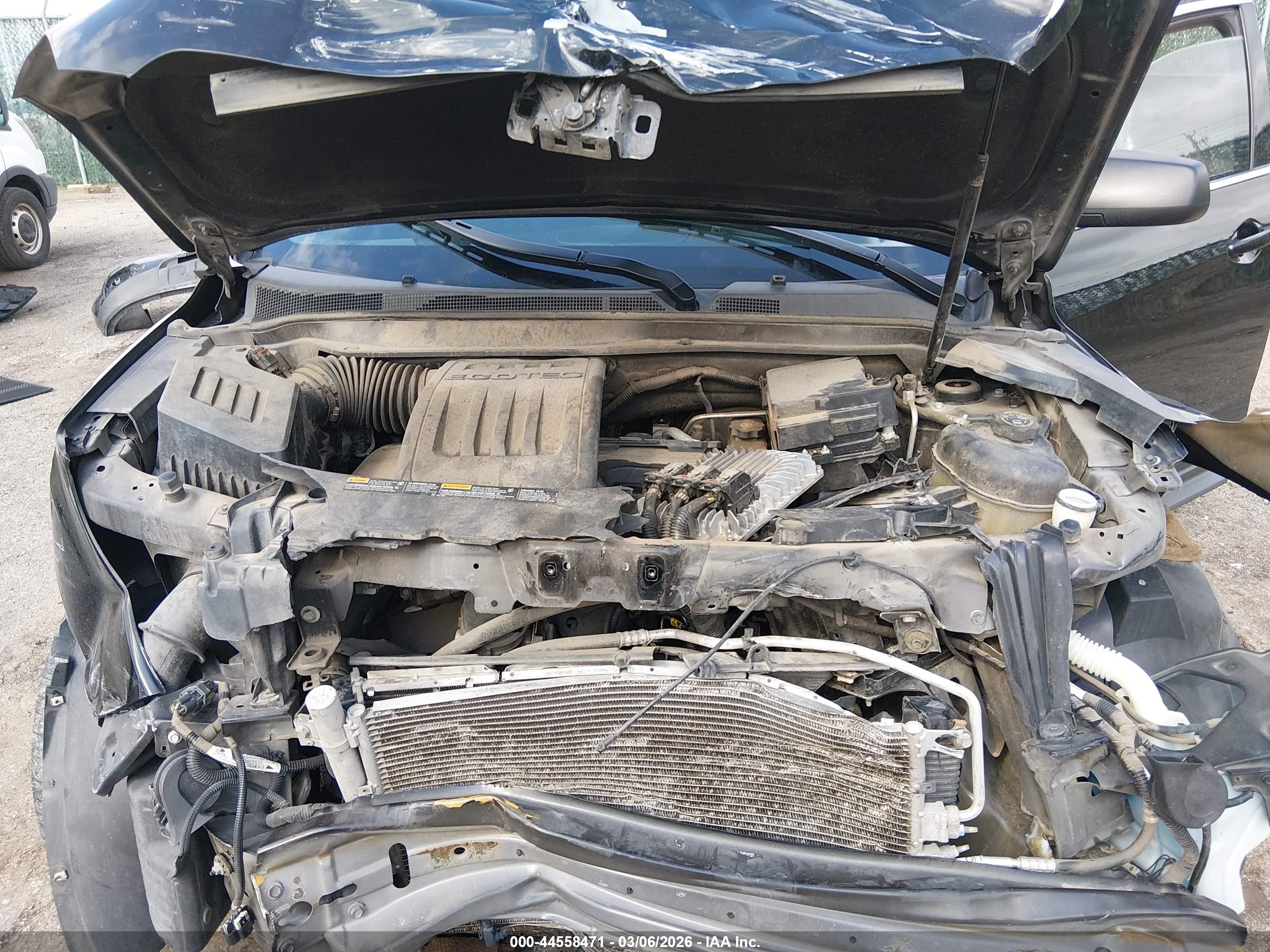 CHEVROLET EQUINOX image 10