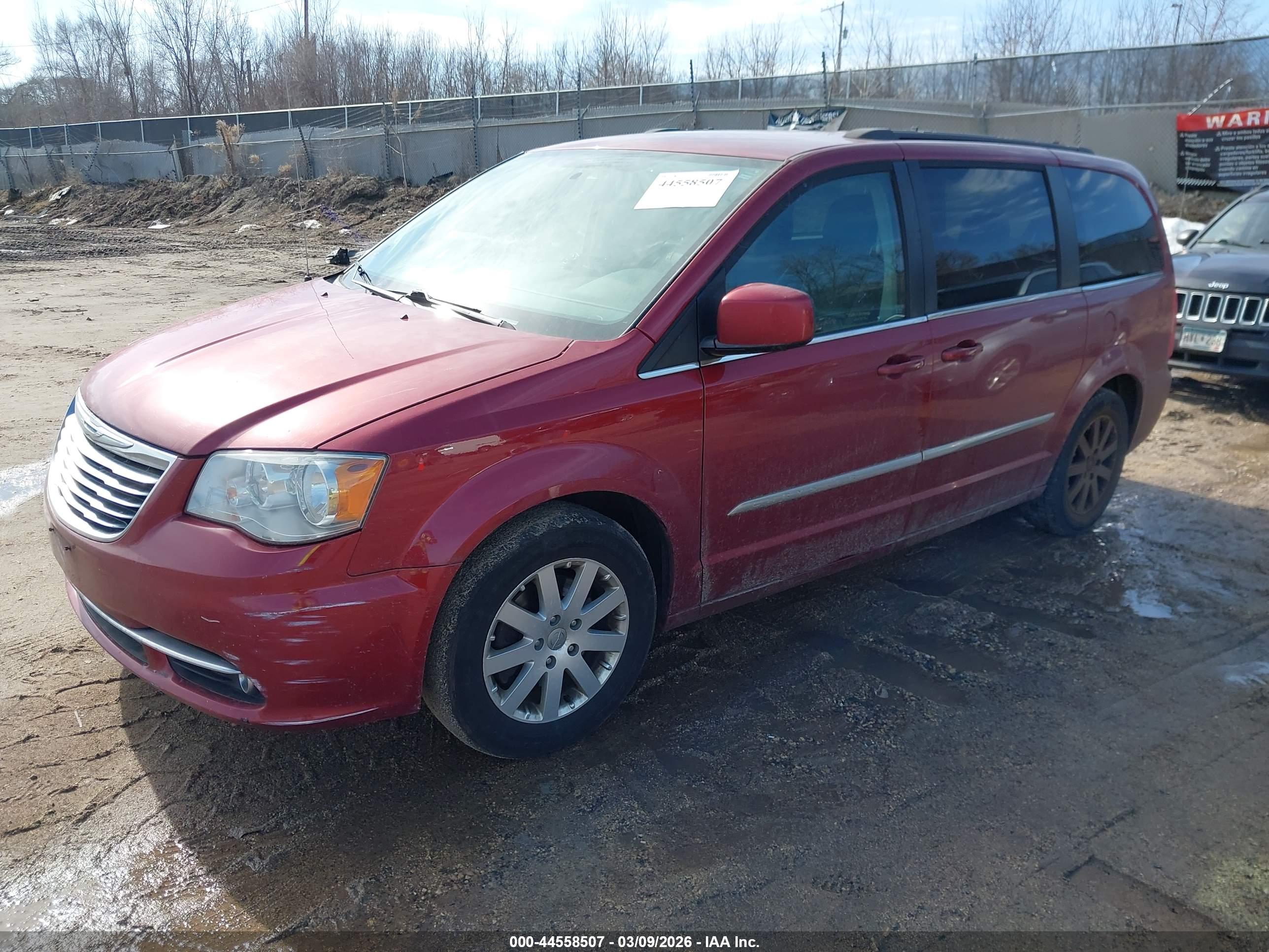 CHRYSLER TOWN image 2