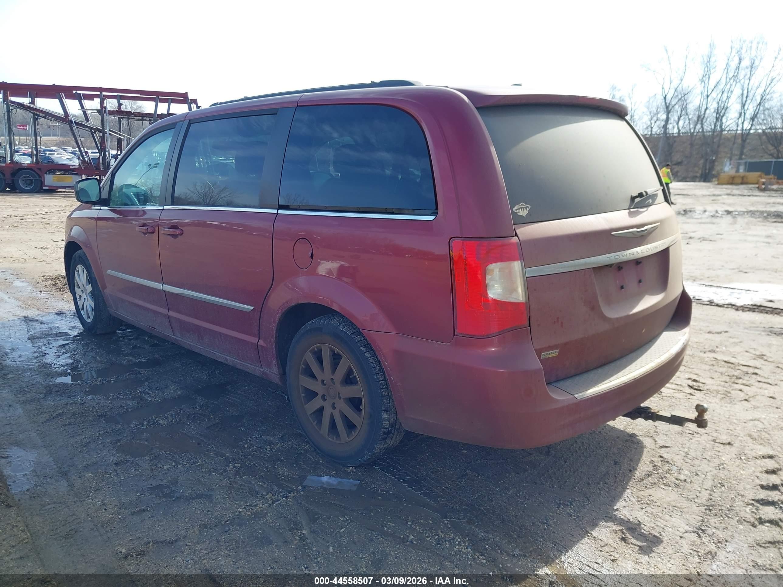 CHRYSLER TOWN image 3