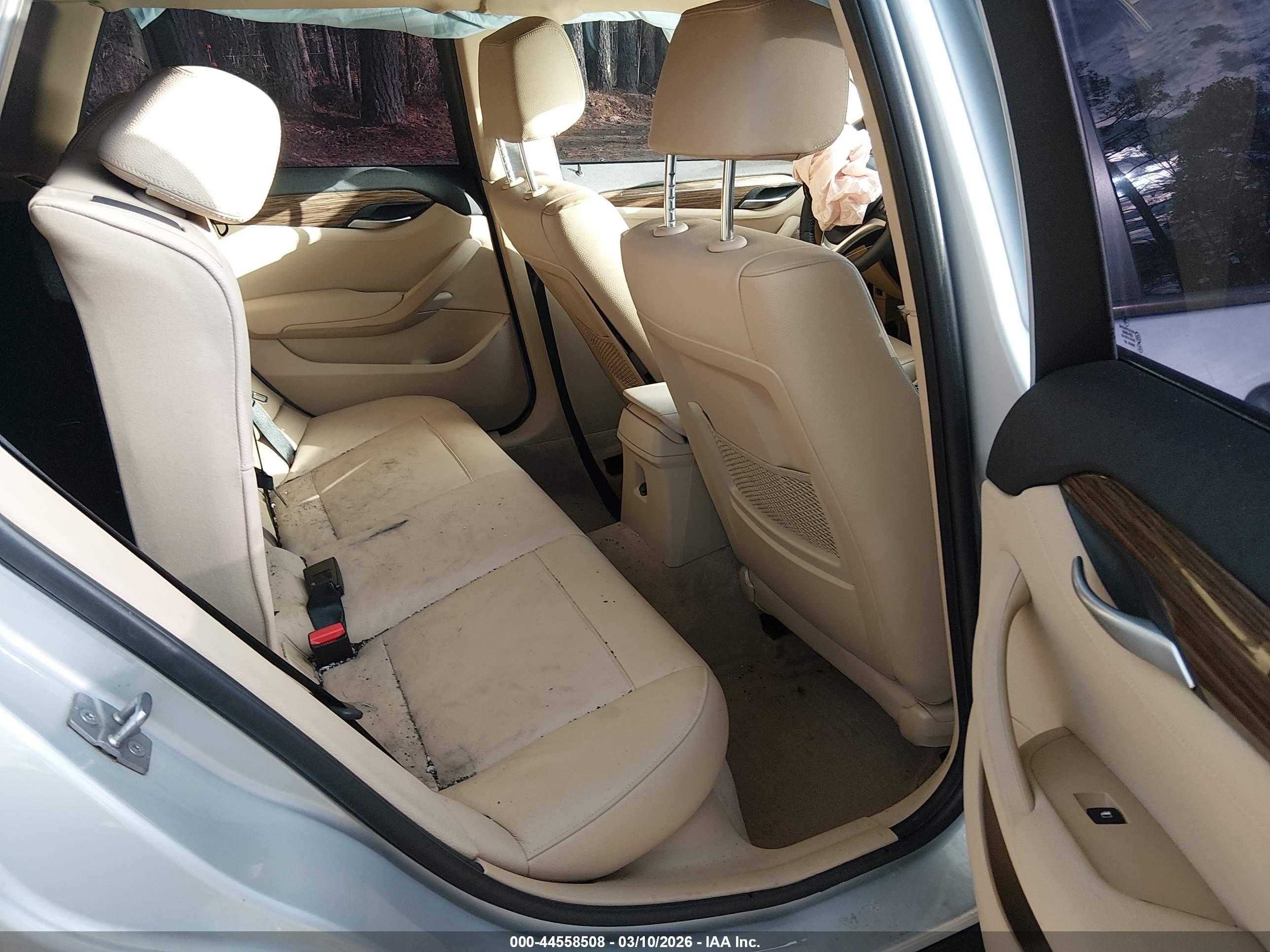 BMW X1 image 8