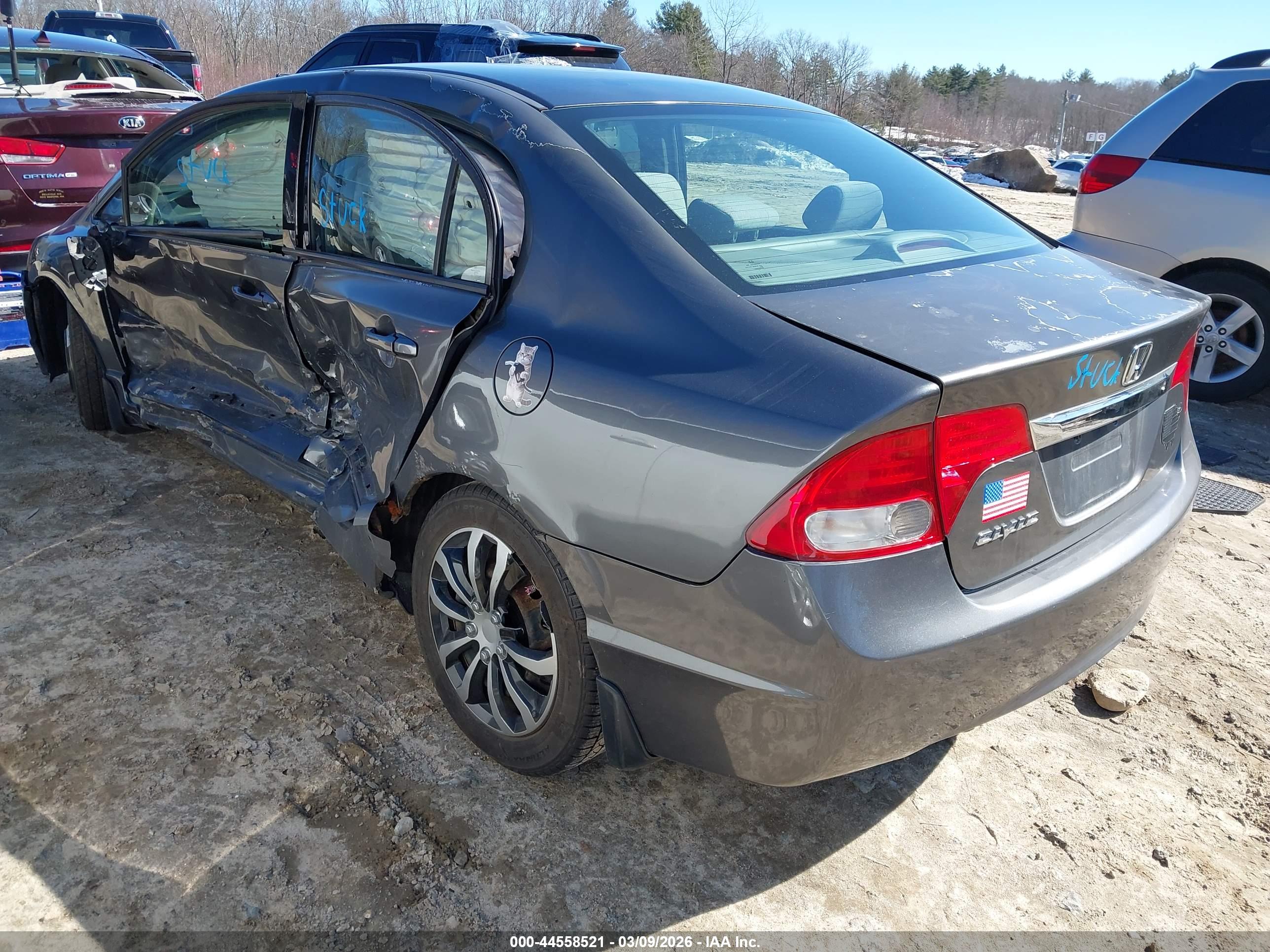 HONDA CIVIC image 3