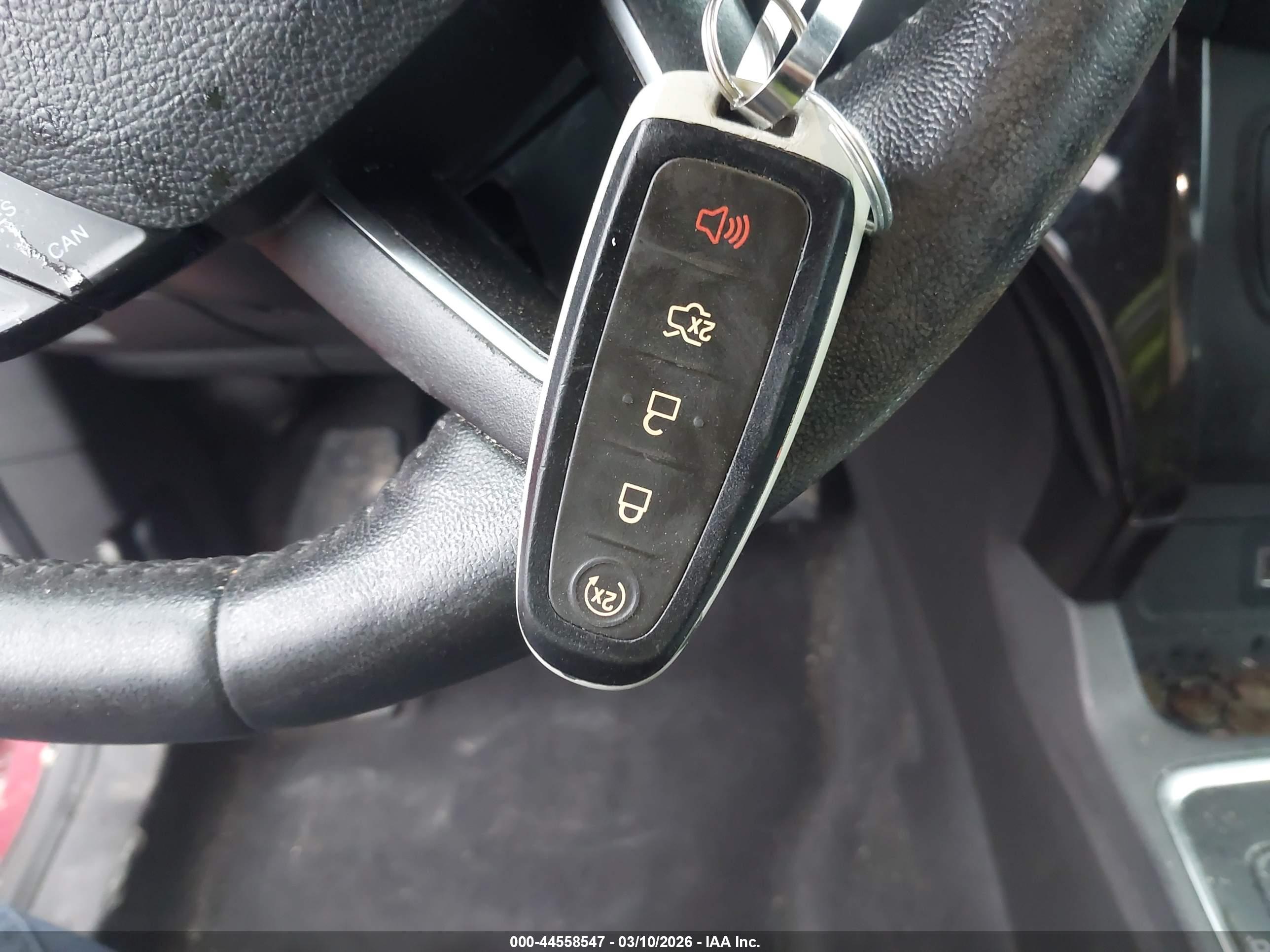 FORD ESCAPE image 11