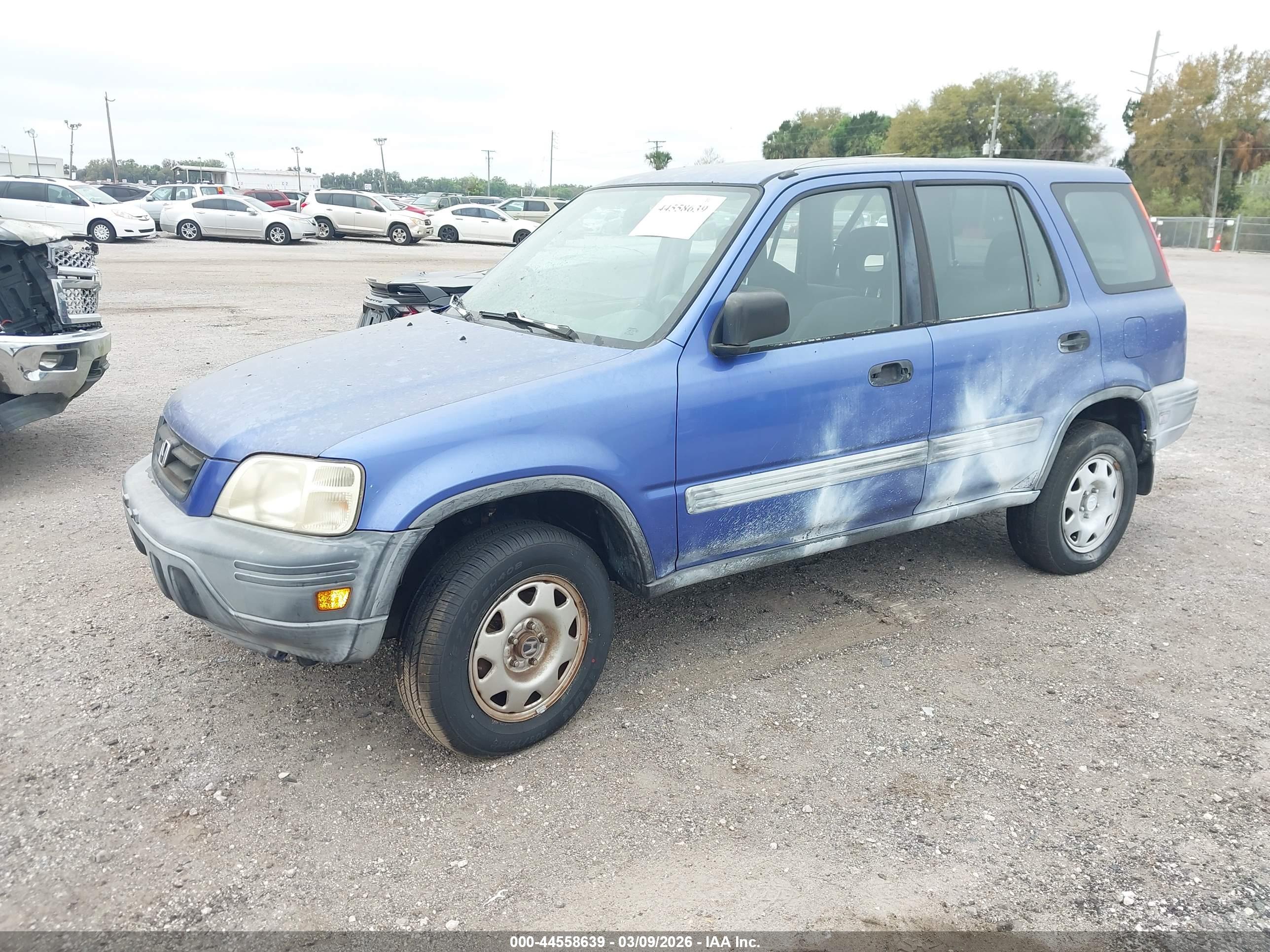 HONDA CR-V image 2