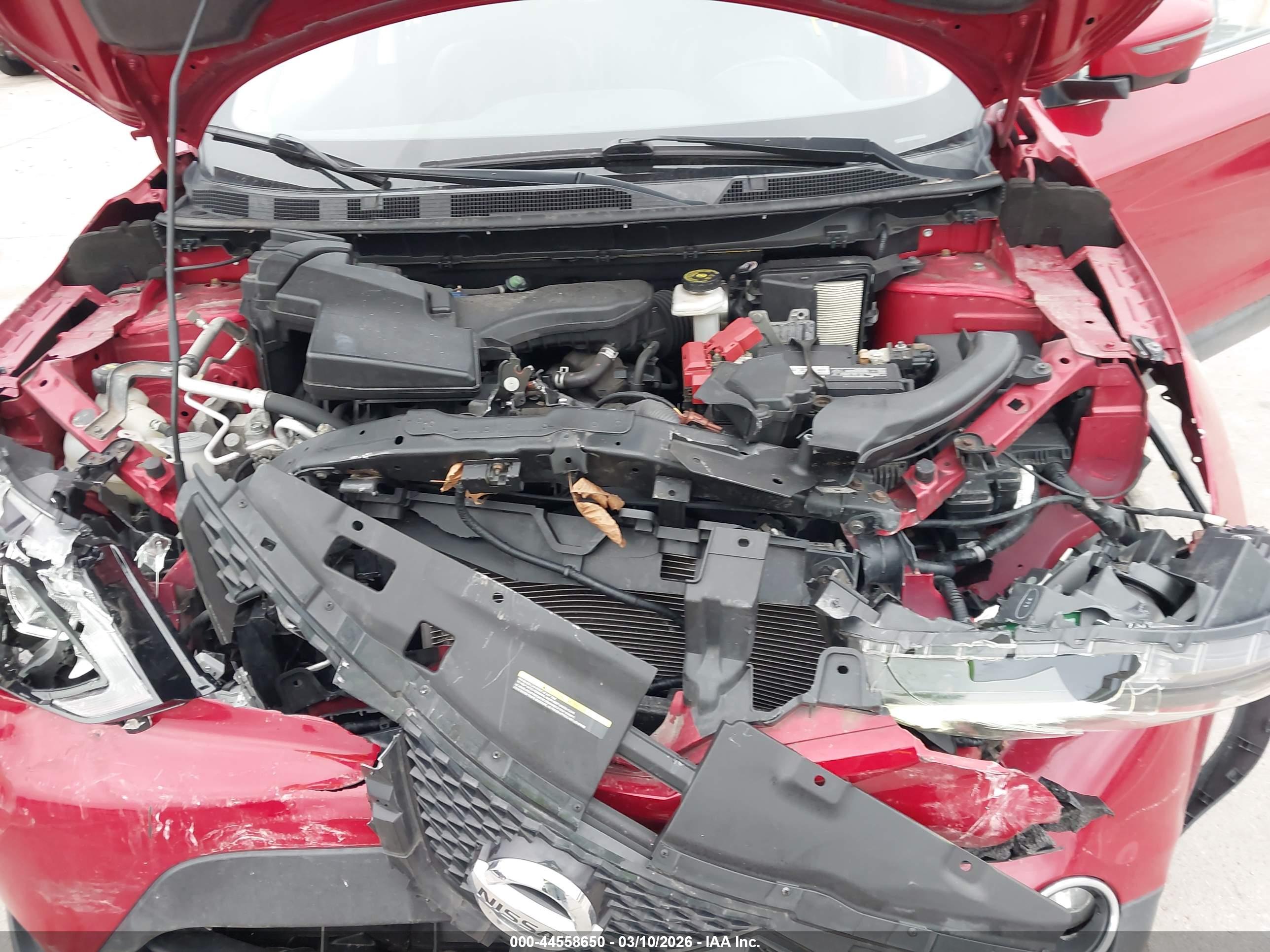 NISSAN ROGUE image 10