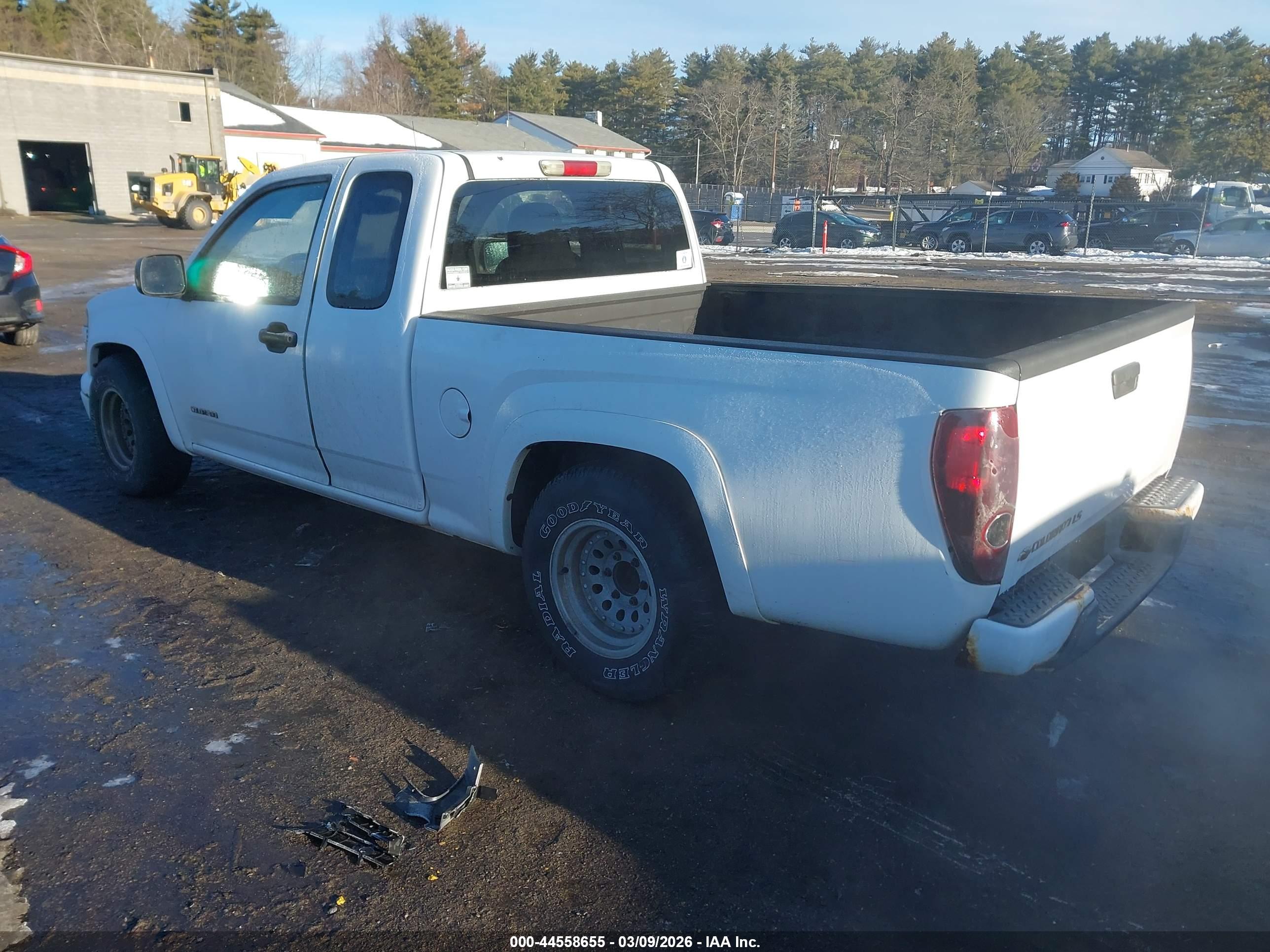CHEVROLET COLORADO image 3
