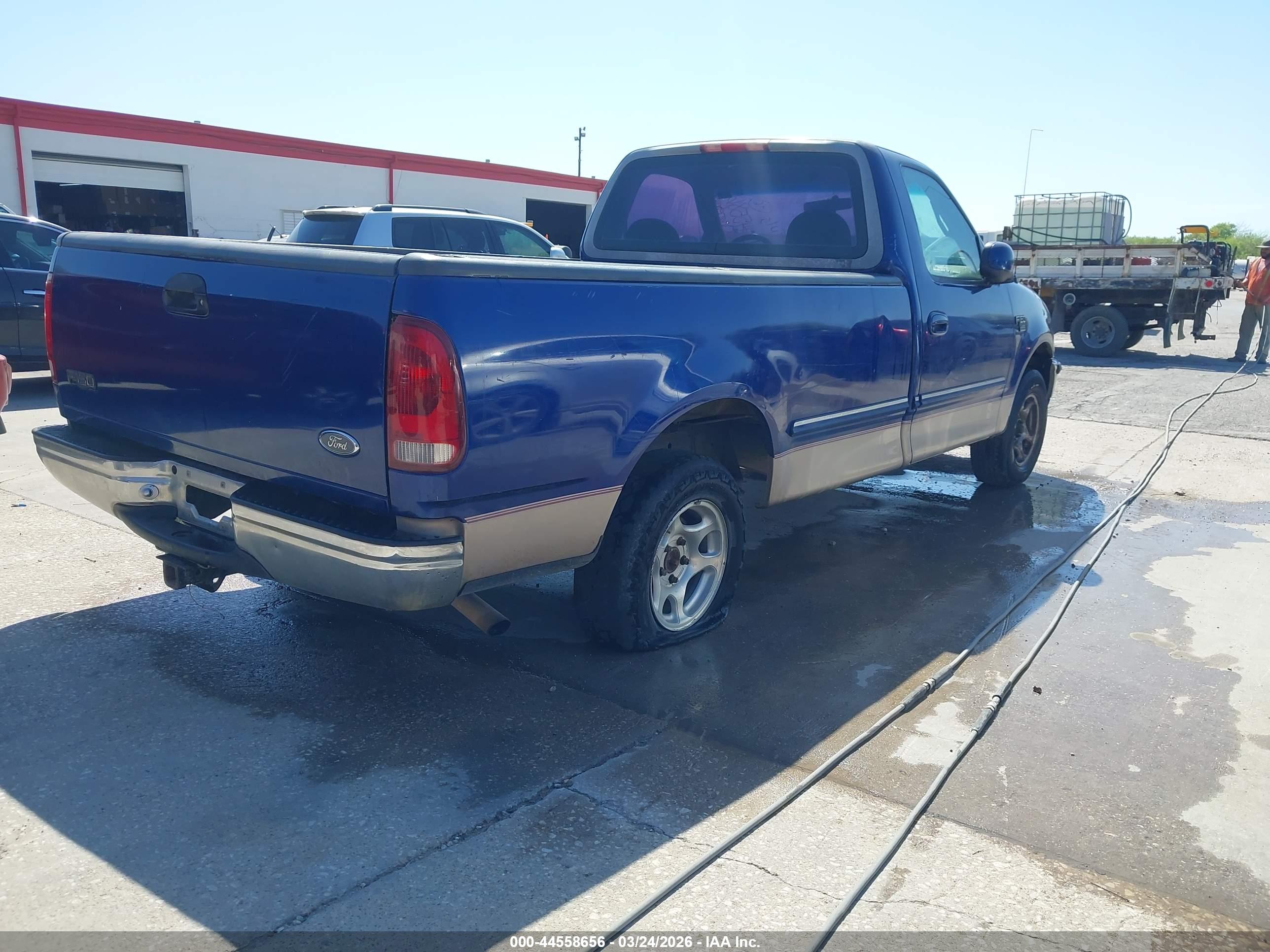 FORD F-150 image 4