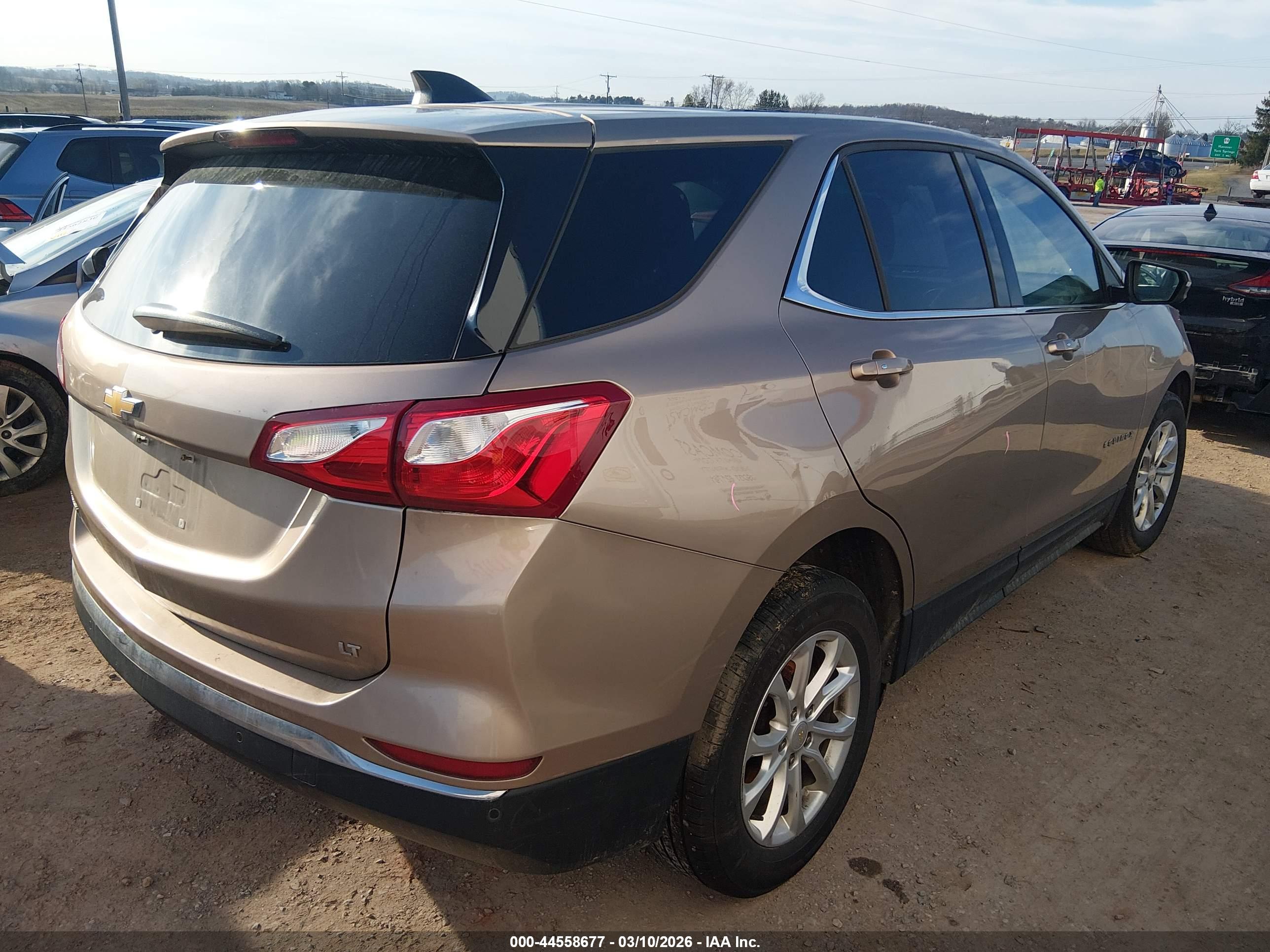 CHEVROLET EQUINOX image 4