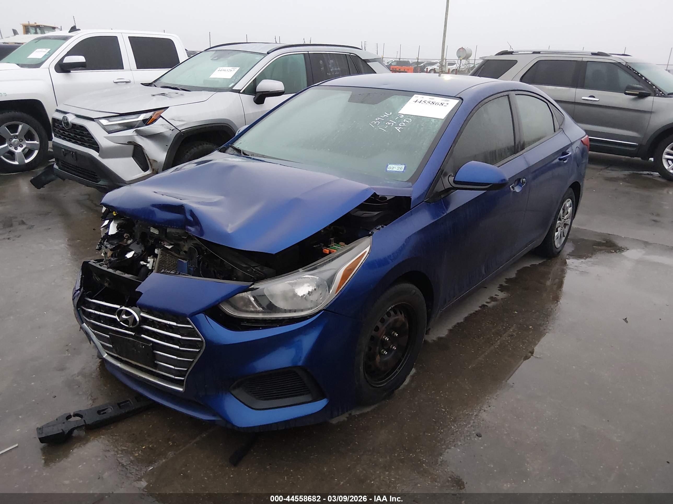 HYUNDAI ACCENT image 2