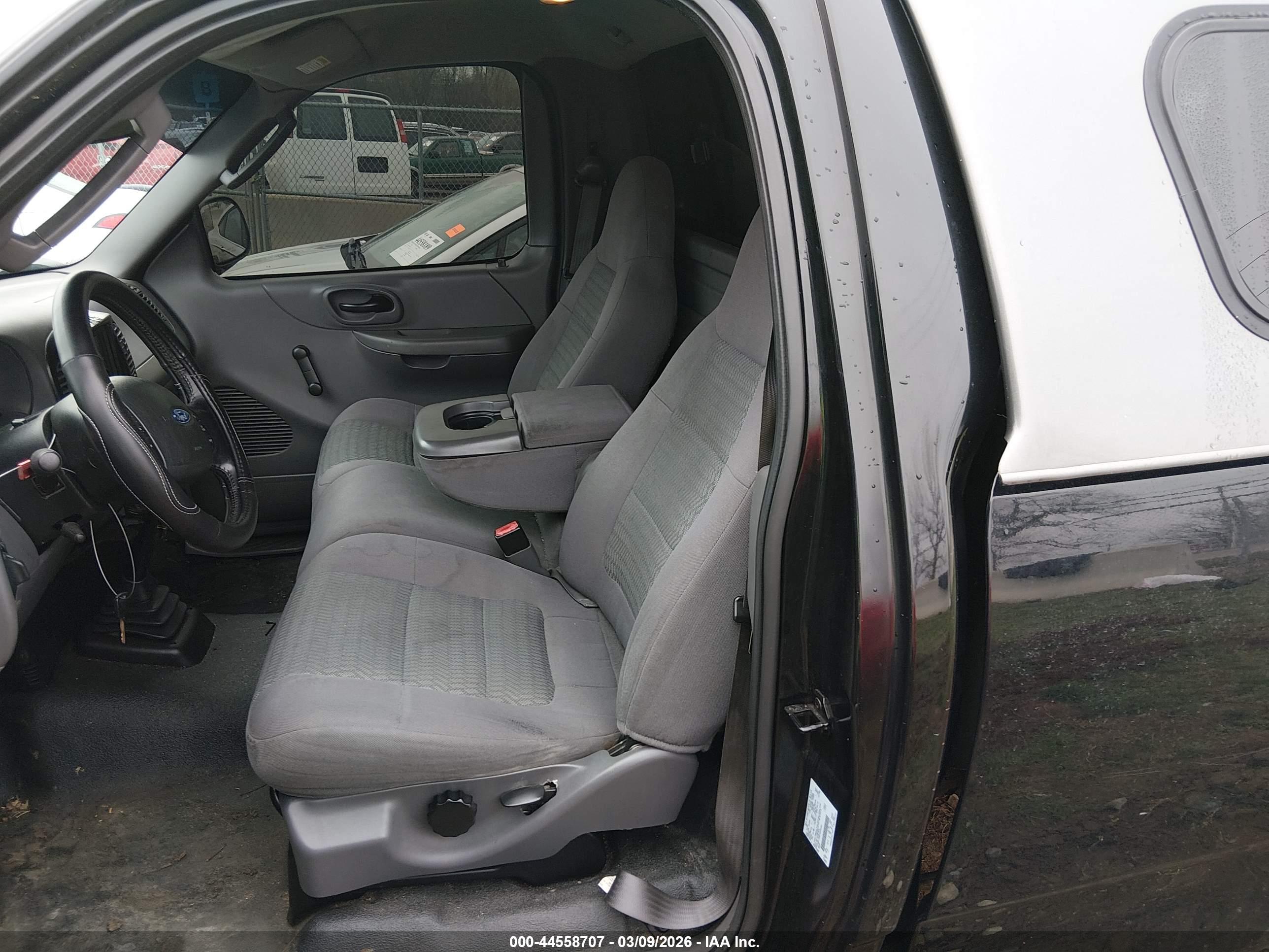 FORD F-150 image 8