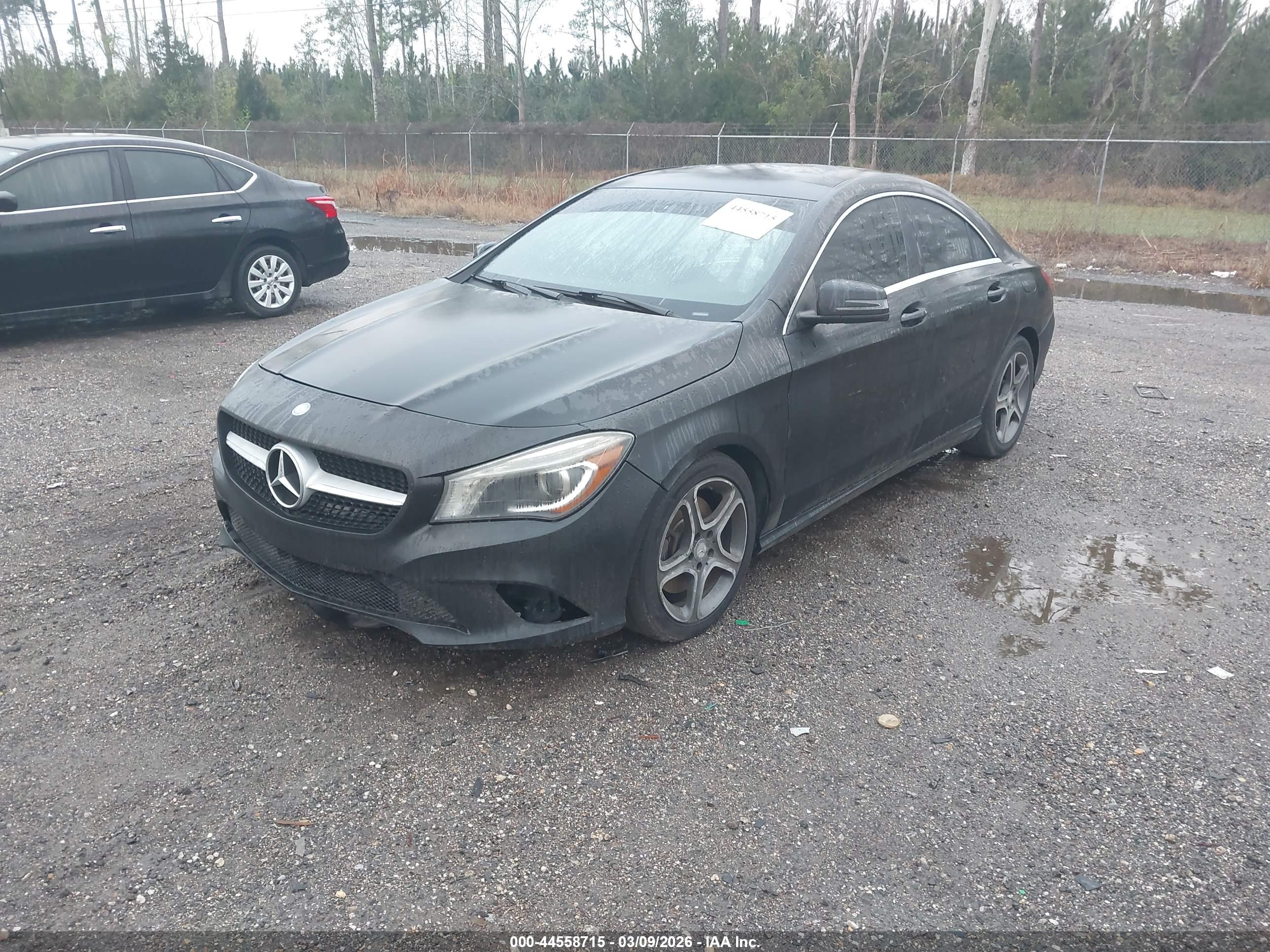 MERCEDES-BENZ CLA image 2