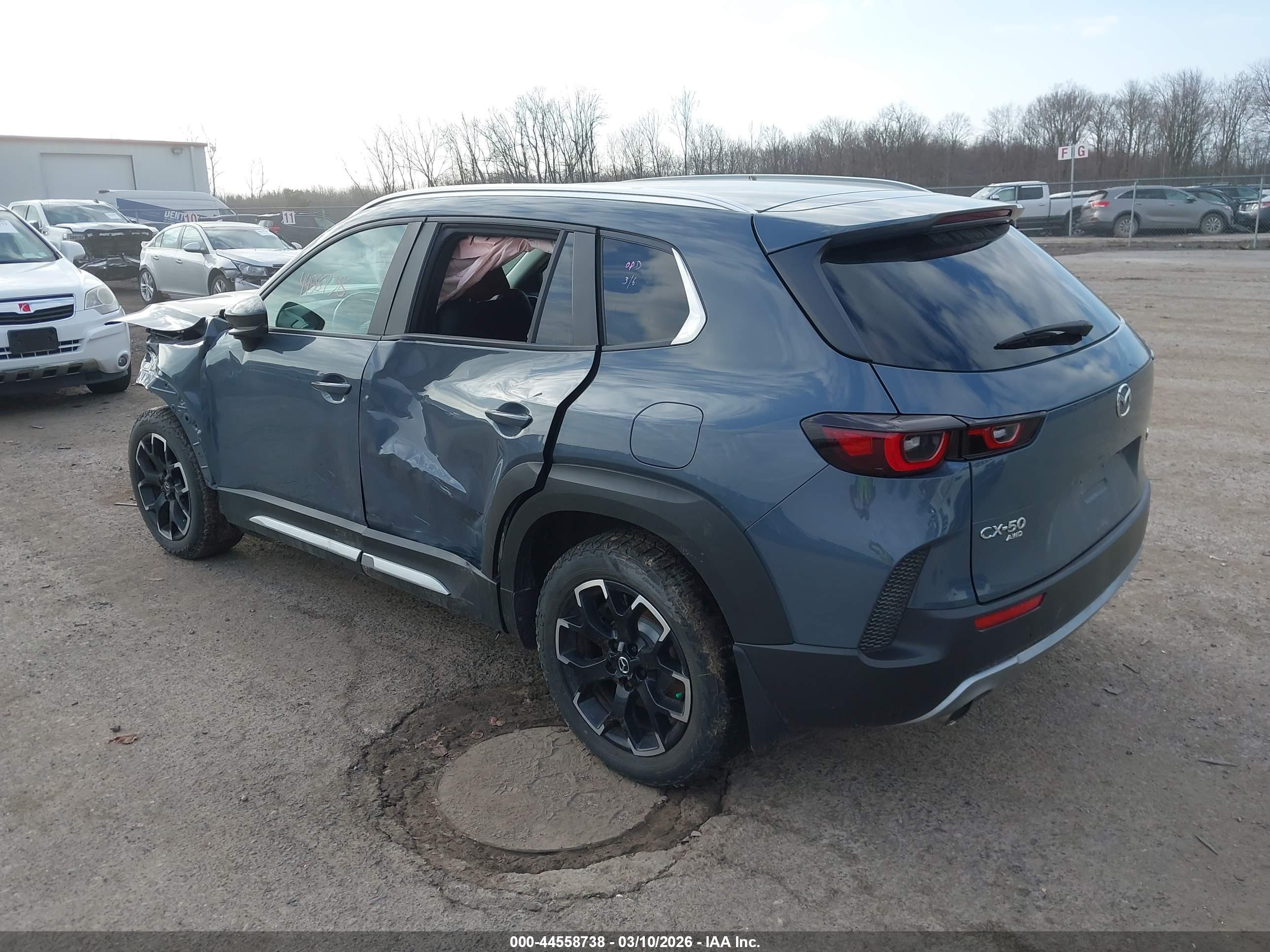 MAZDA CX-50 image 3
