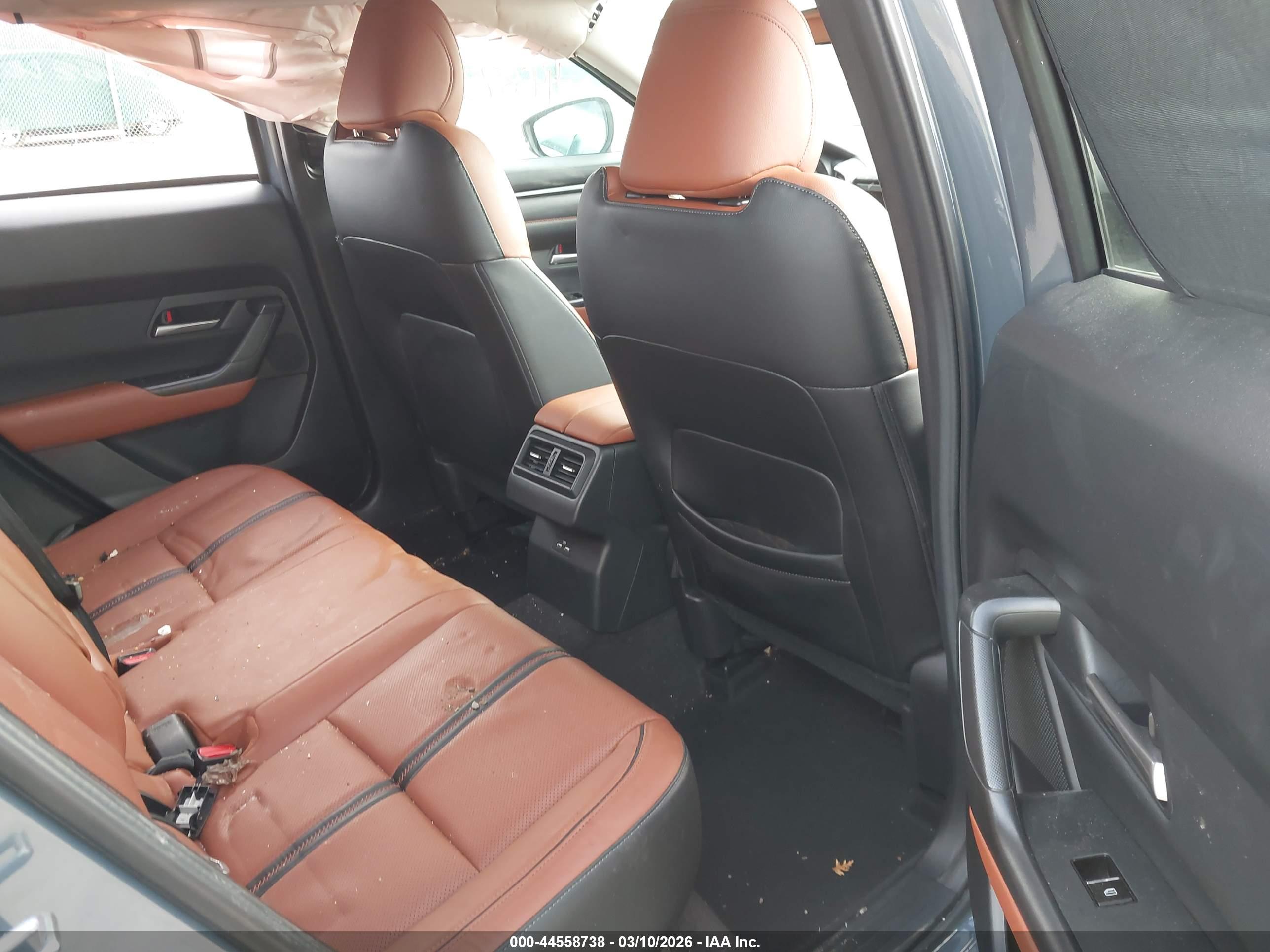 MAZDA CX-50 image 8