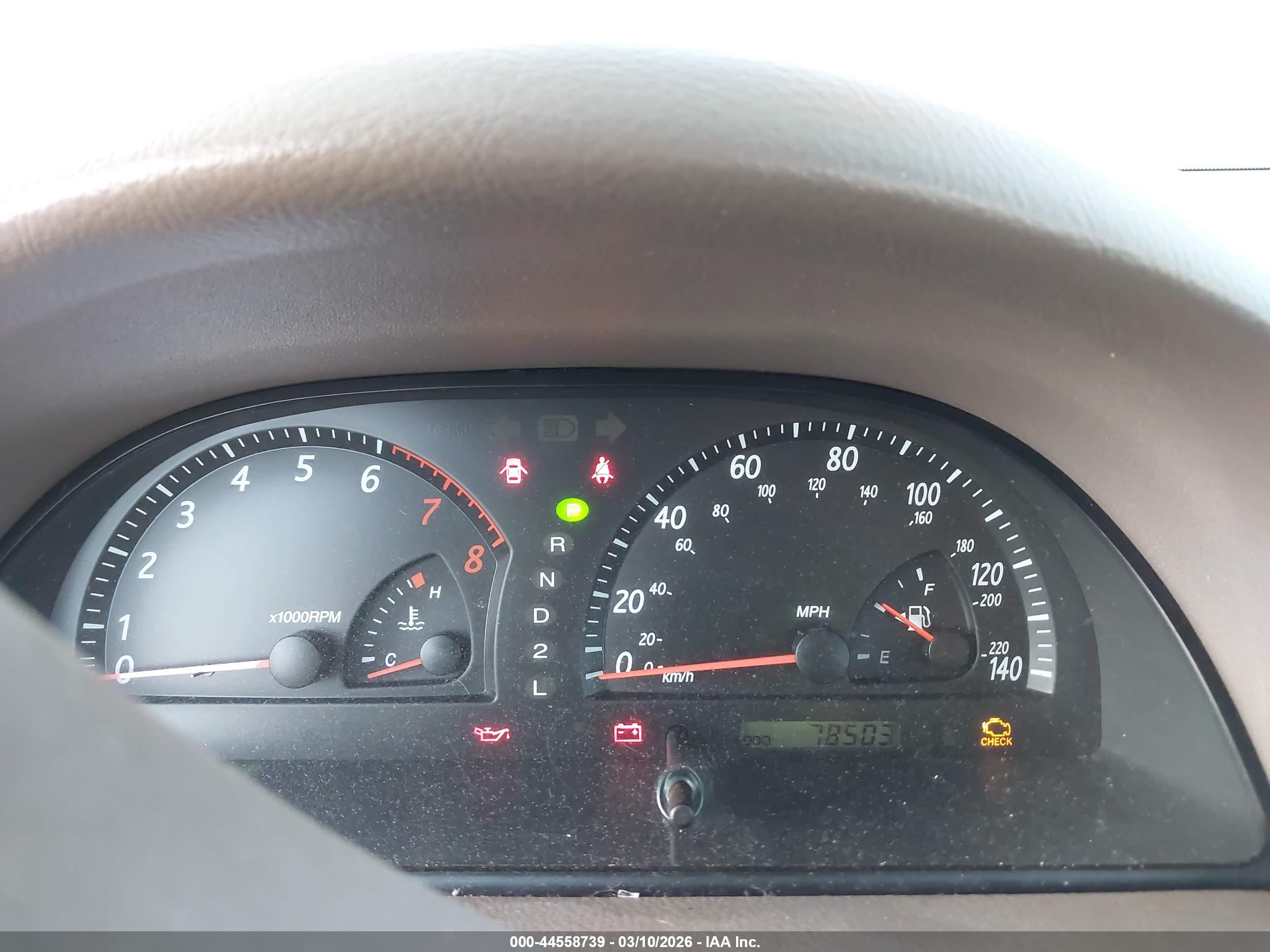 TOYOTA CAMRY image 7