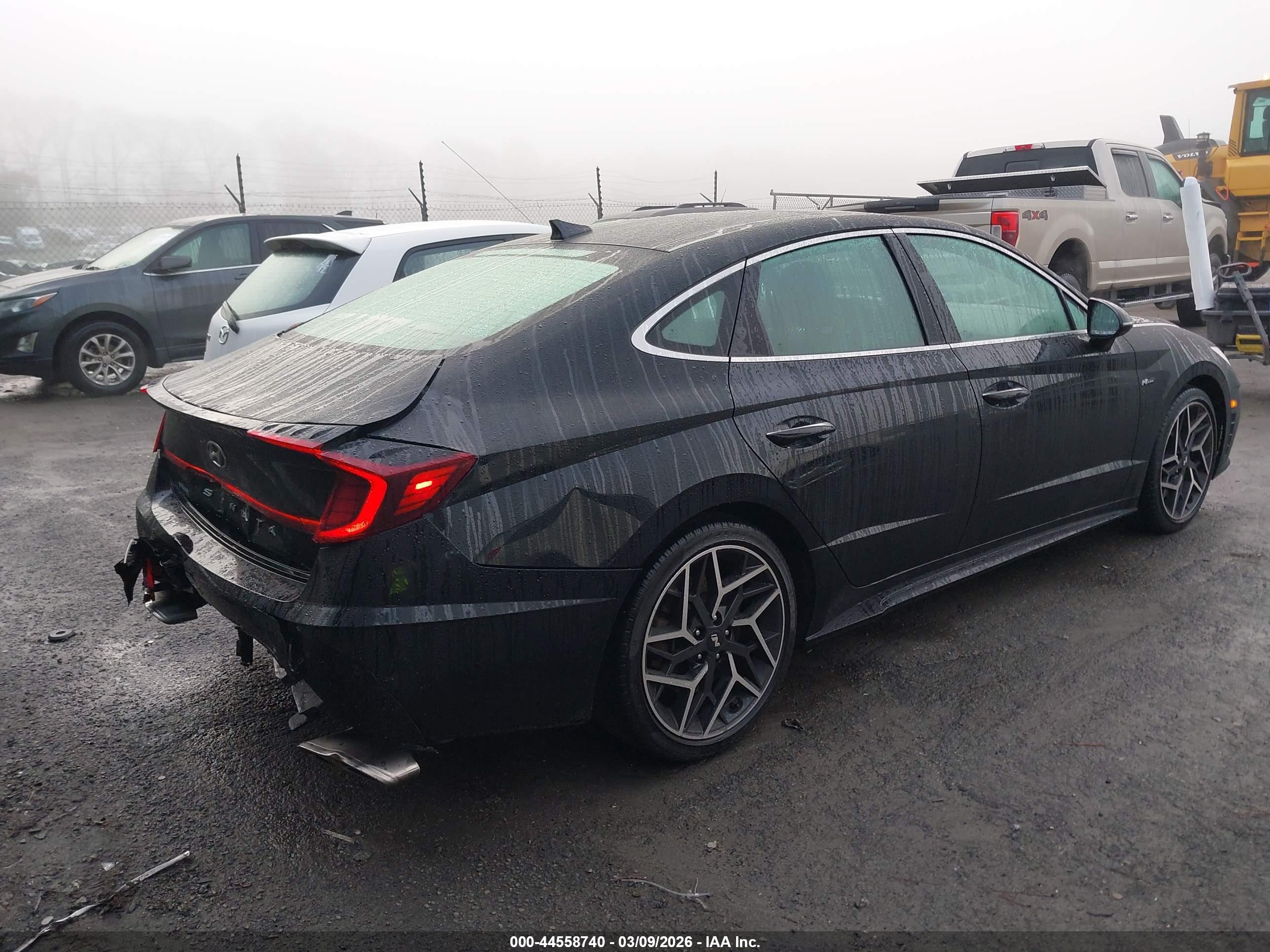 HYUNDAI SONATA image 4