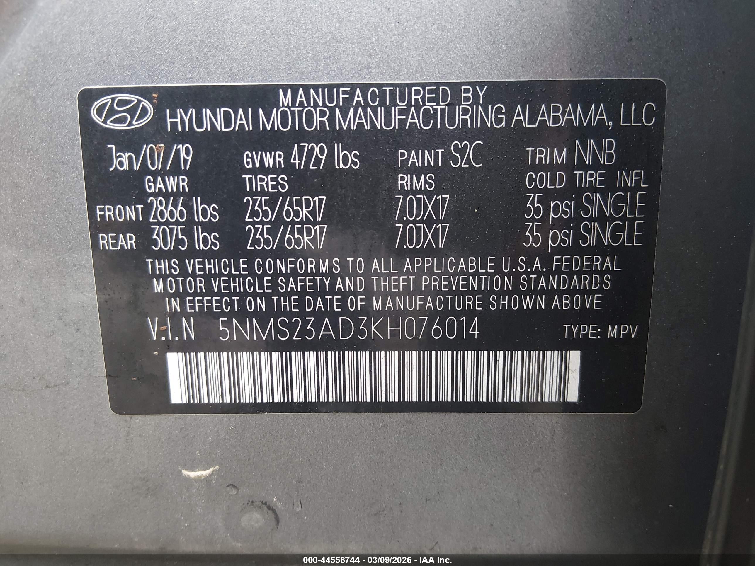 HYUNDAI SANTA image 9