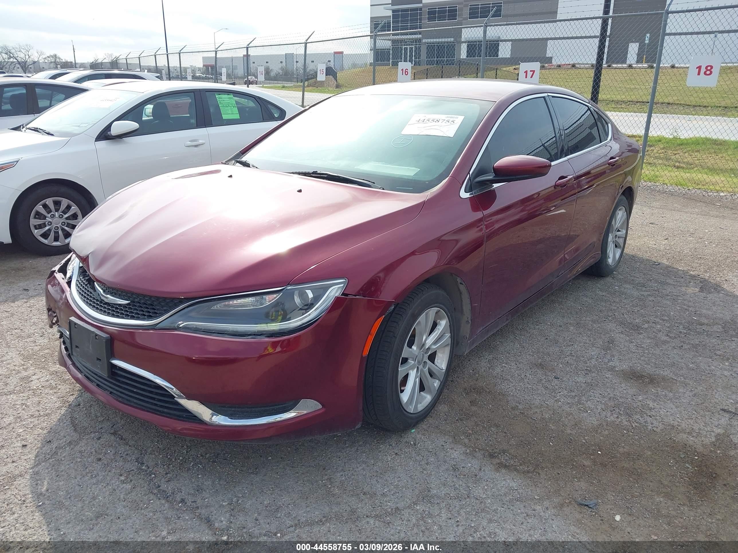 CHRYSLER 200 image 2