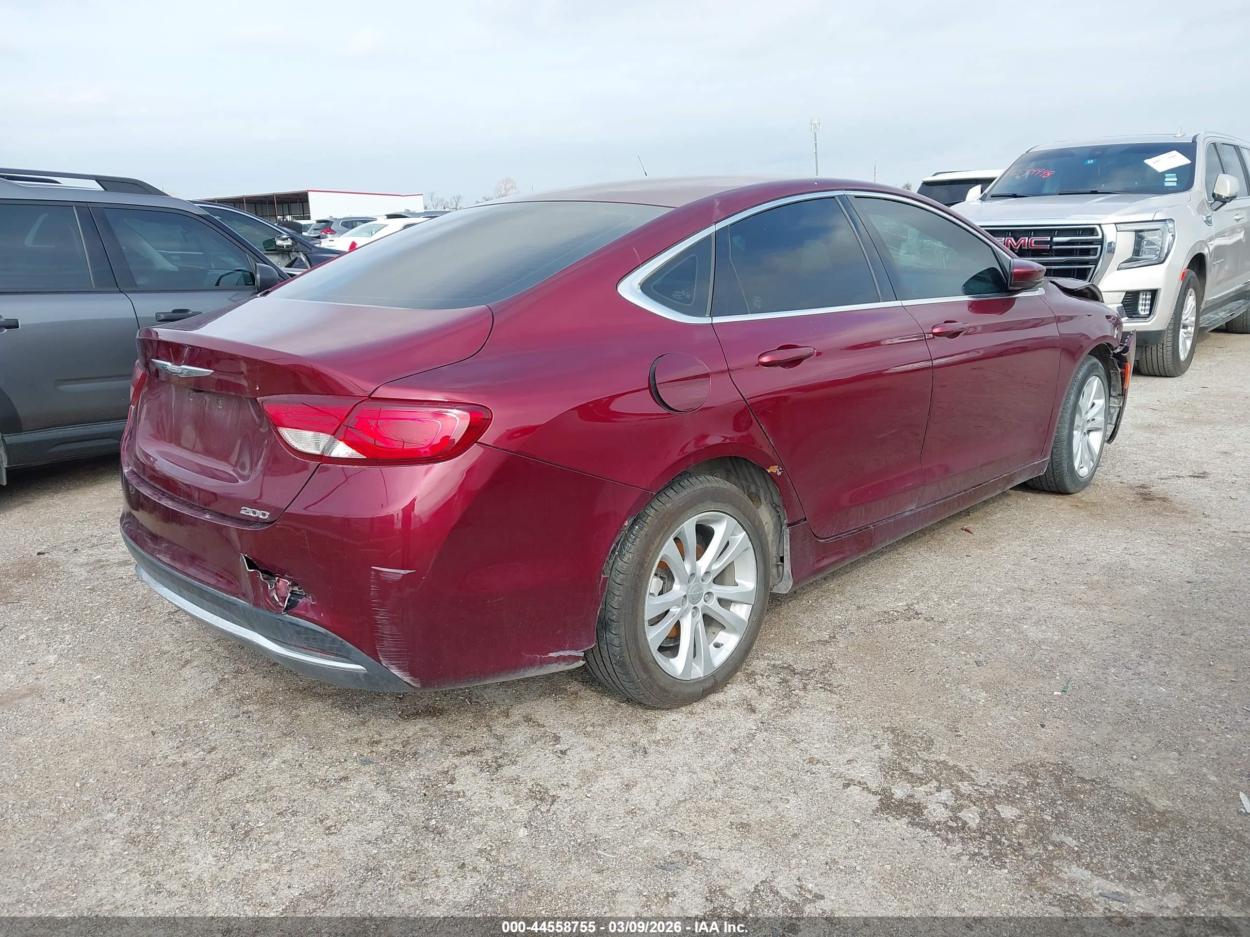 CHRYSLER 200 image 4