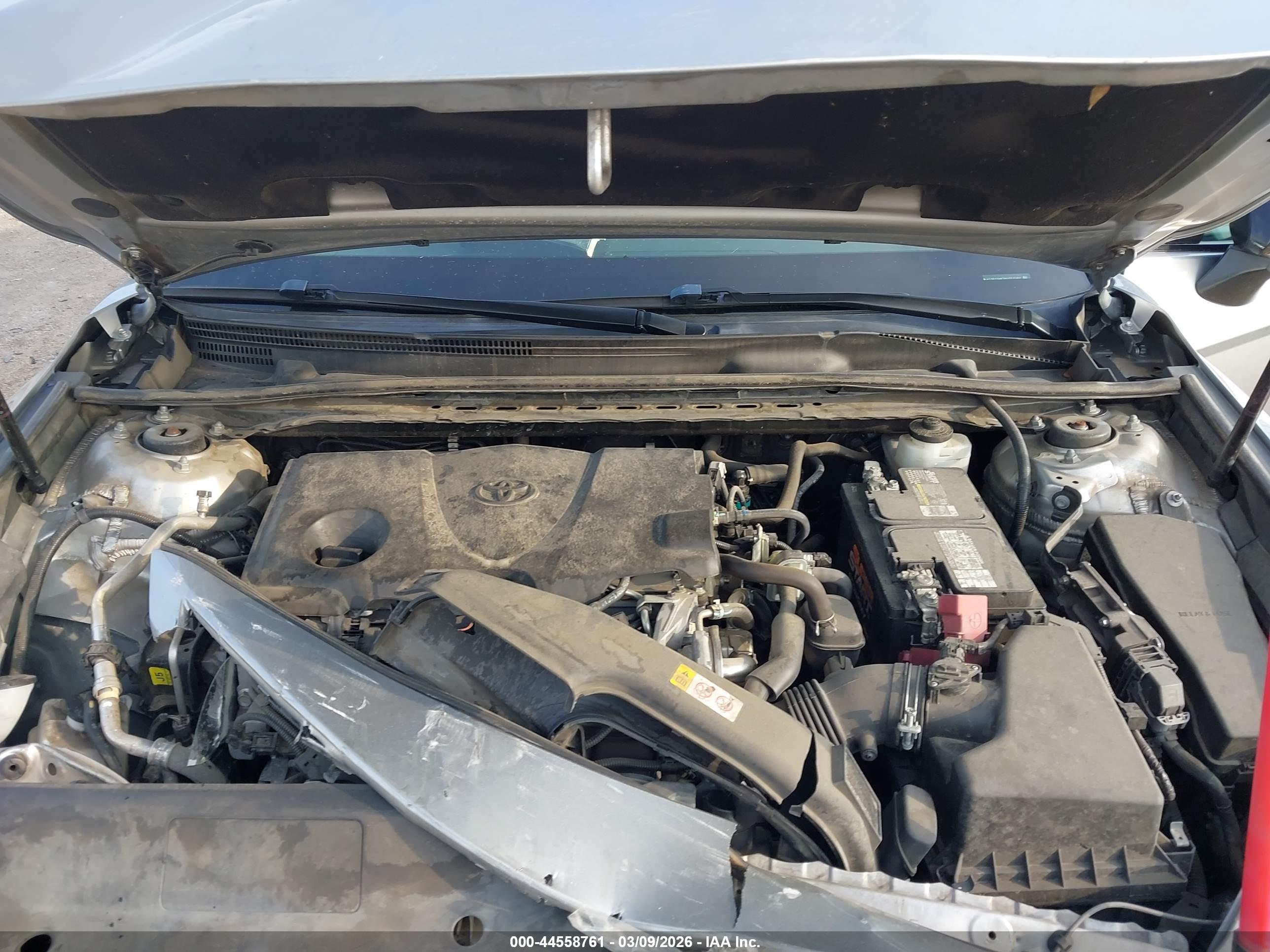 TOYOTA CAMRY image 10