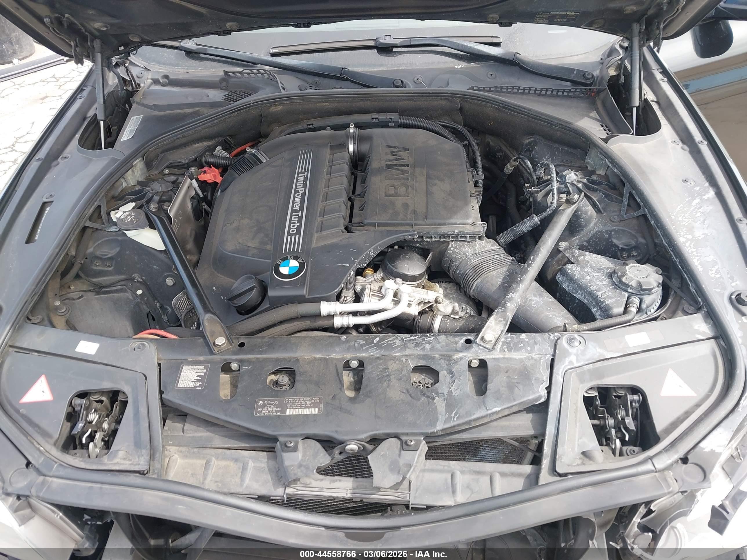 BMW 535I image 10
