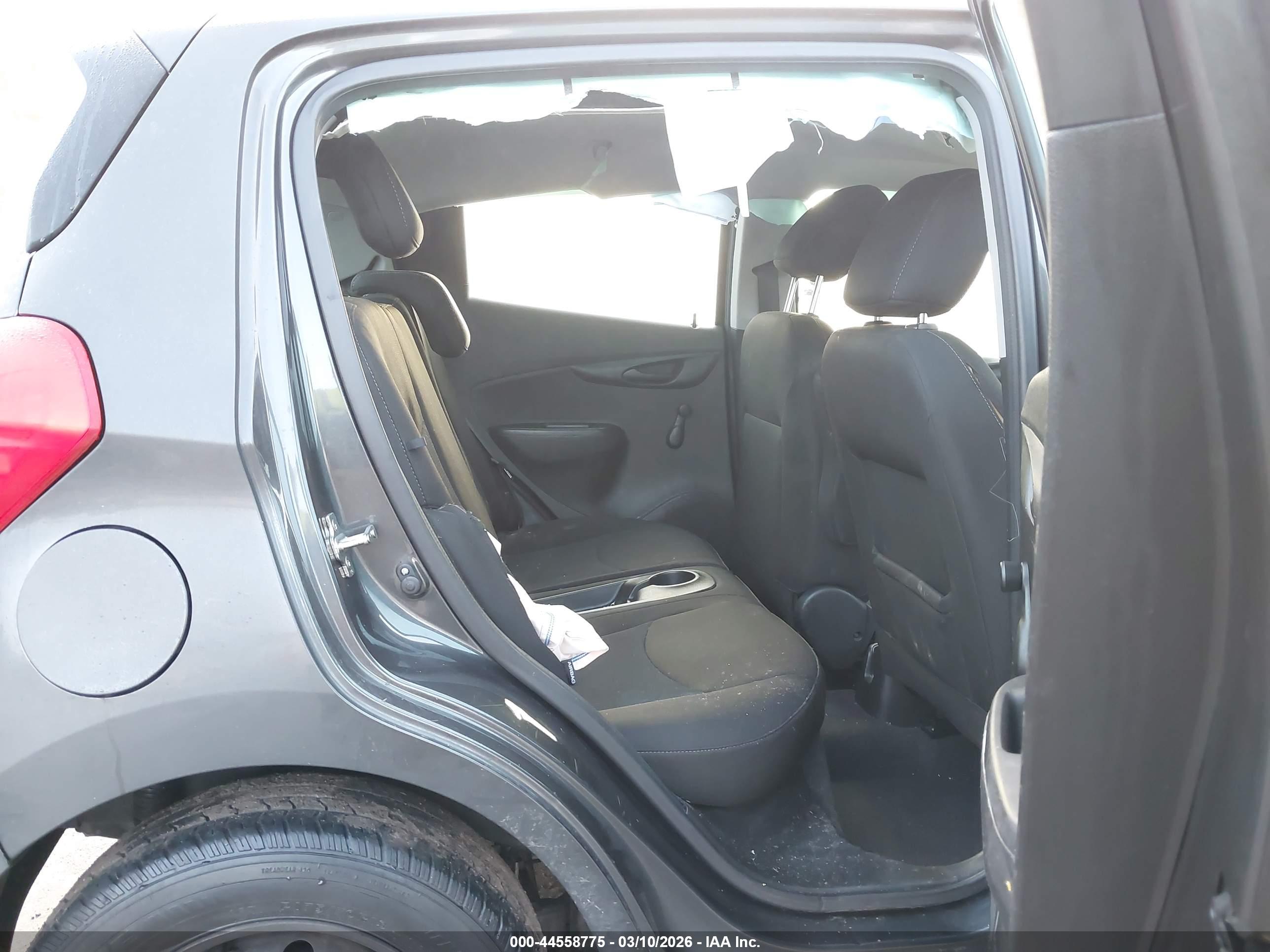 CHEVROLET SPARK image 8