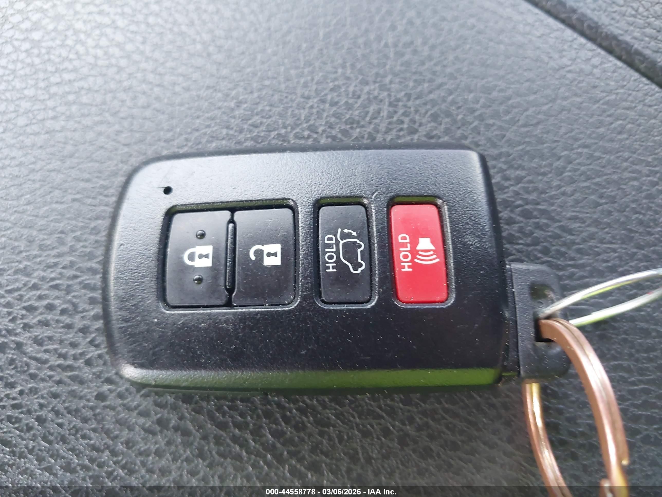 TOYOTA HIGHLANDER image 11