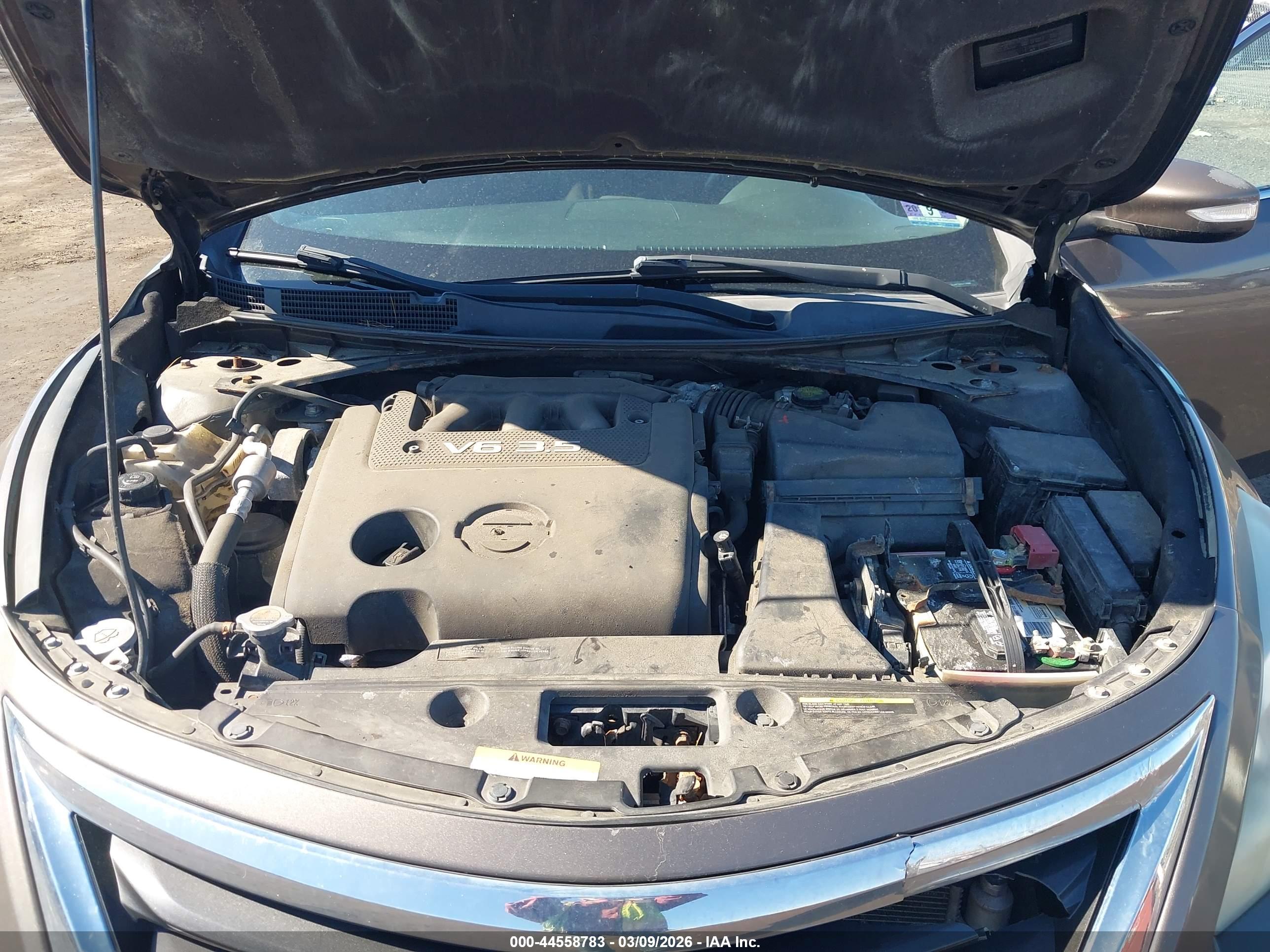 NISSAN ALTIMA image 10