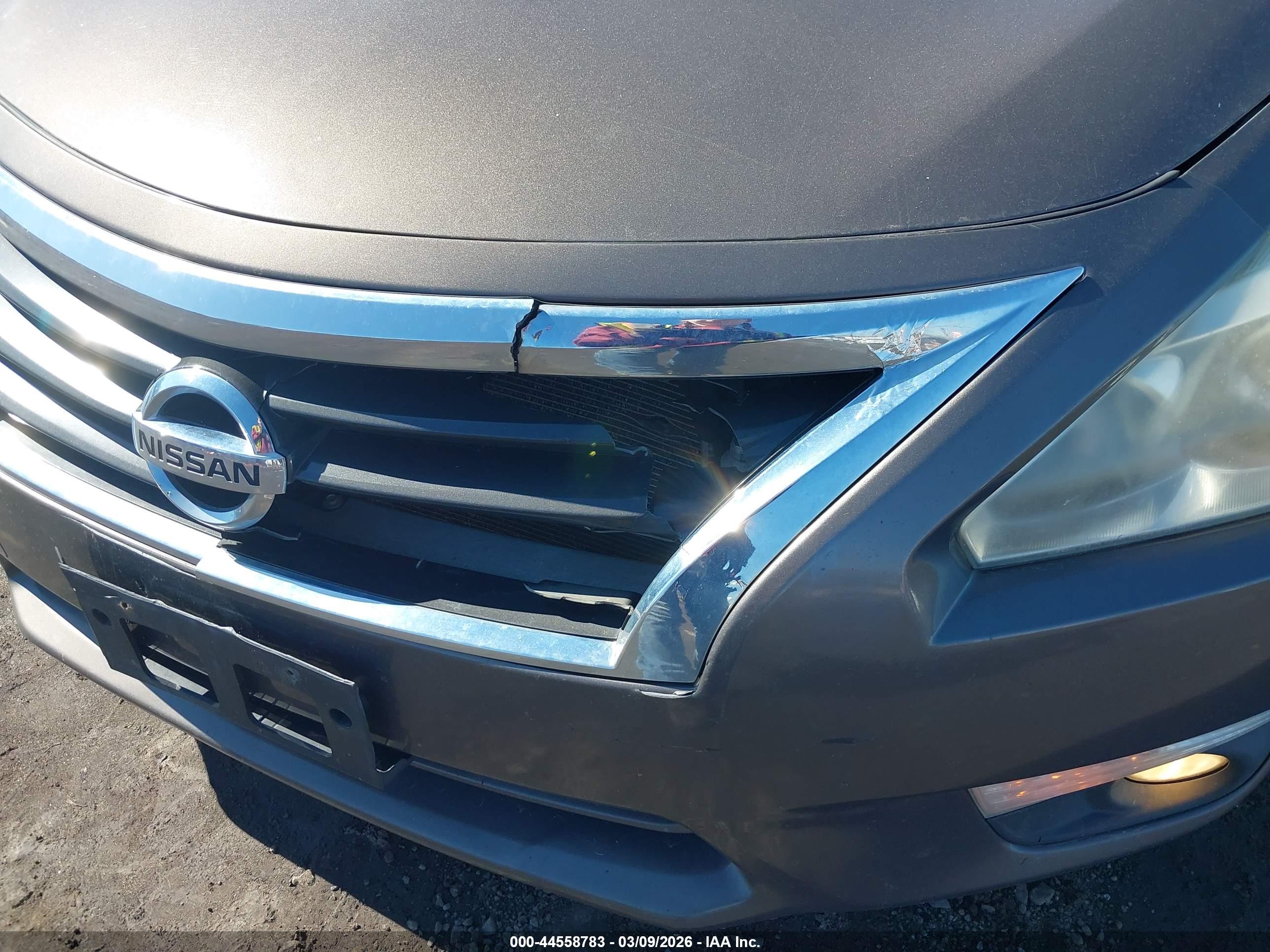 NISSAN ALTIMA image 6