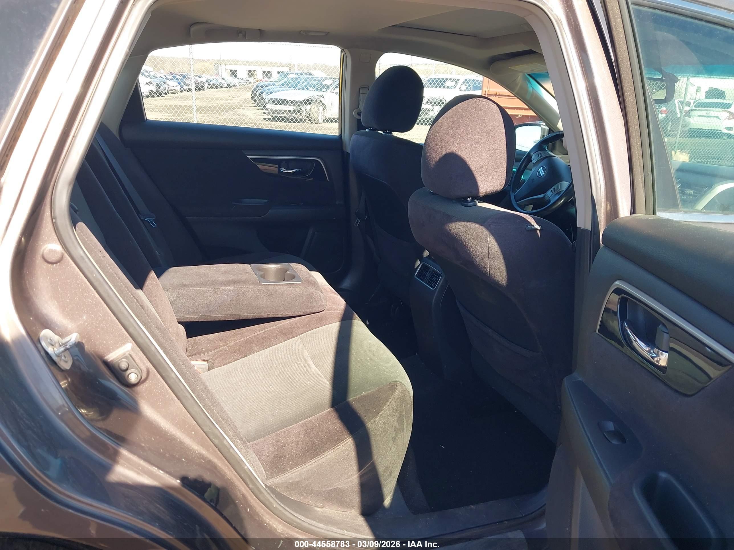NISSAN ALTIMA image 8