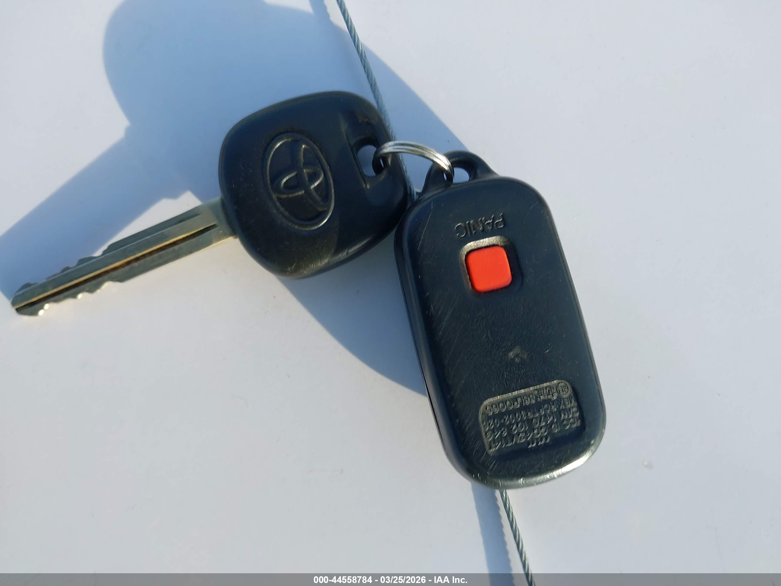 TOYOTA COROLLA image 11
