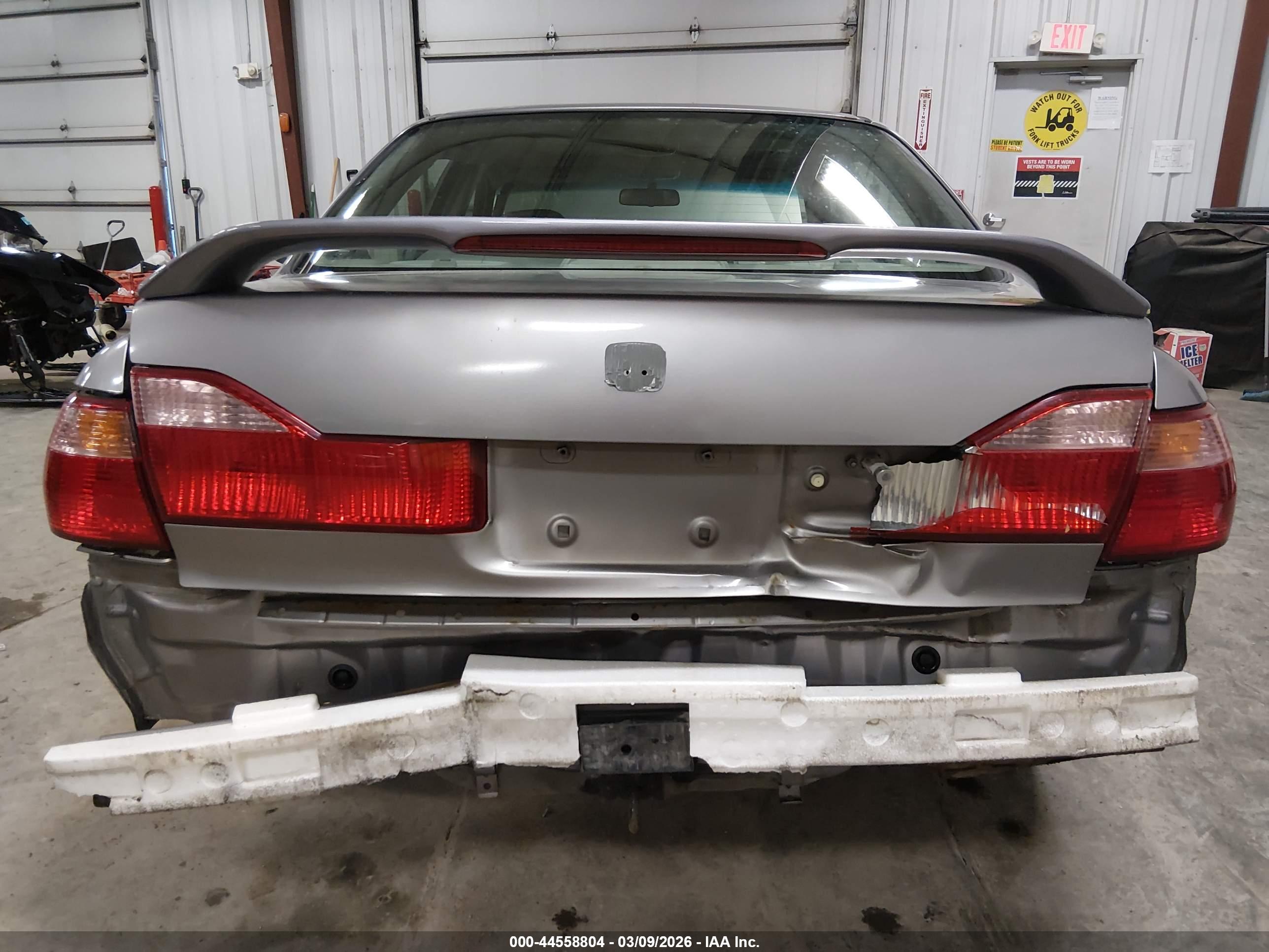 HONDA ACCORD image 6